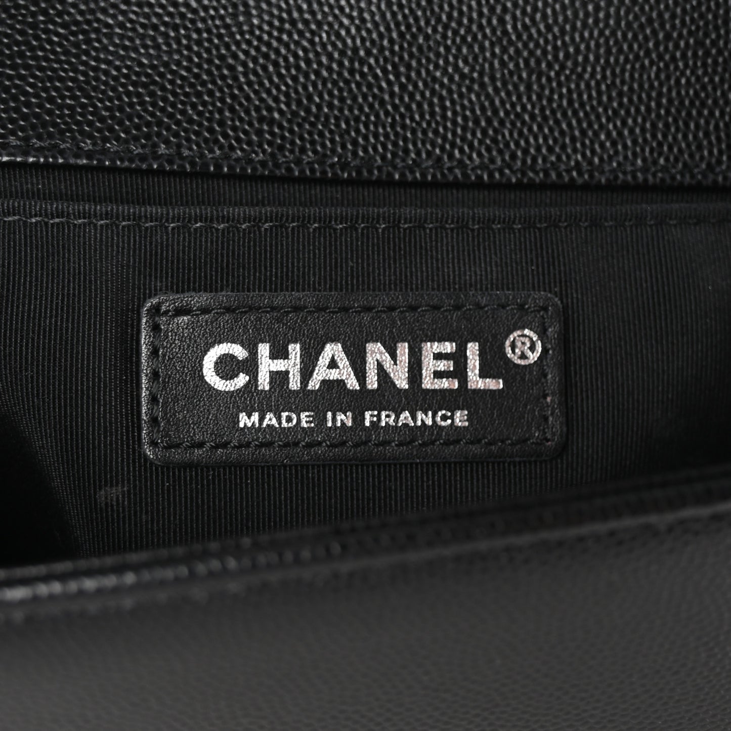 Caviar Quilted Medium Boy Flap Black