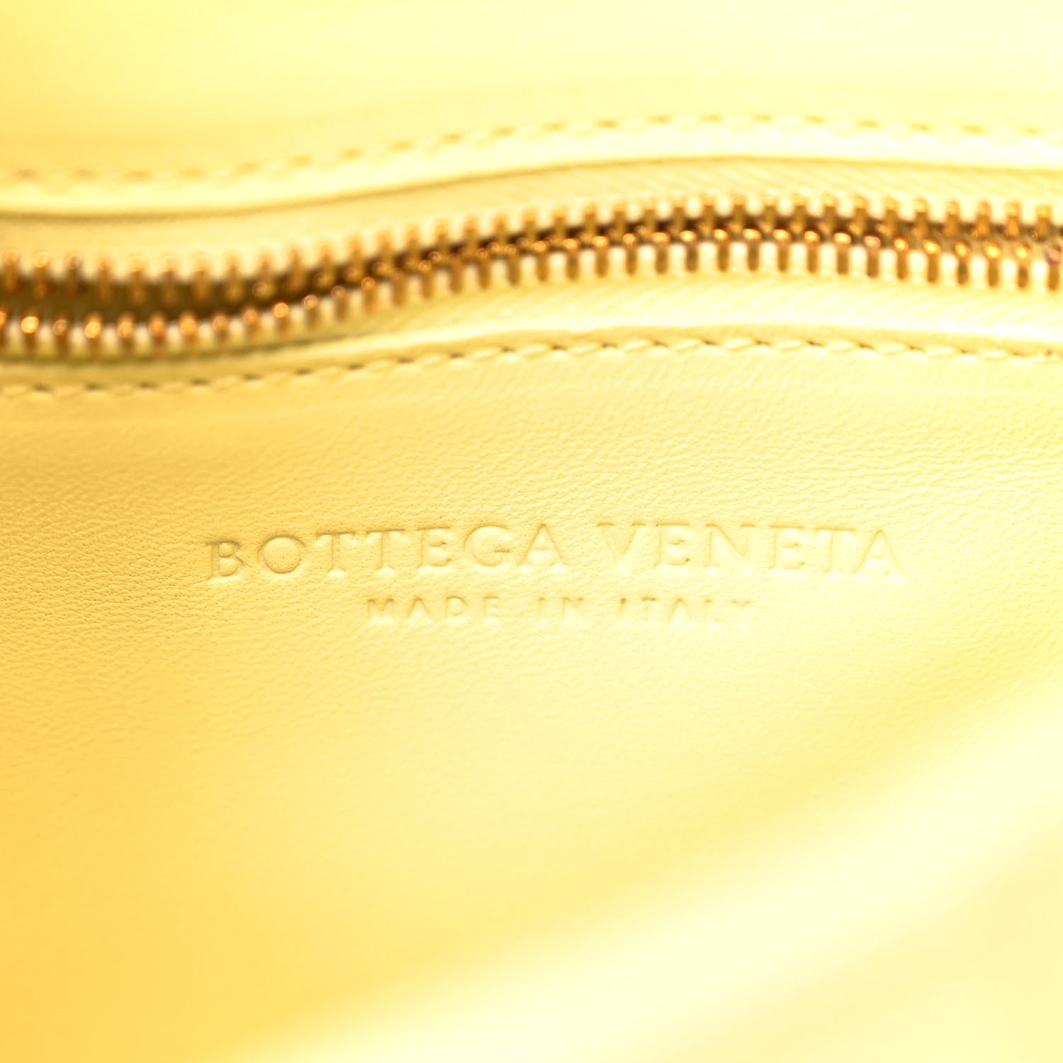 Bottega Veneta Nappa Maxi Intreccio Cassette Bag Zest 6 of 9