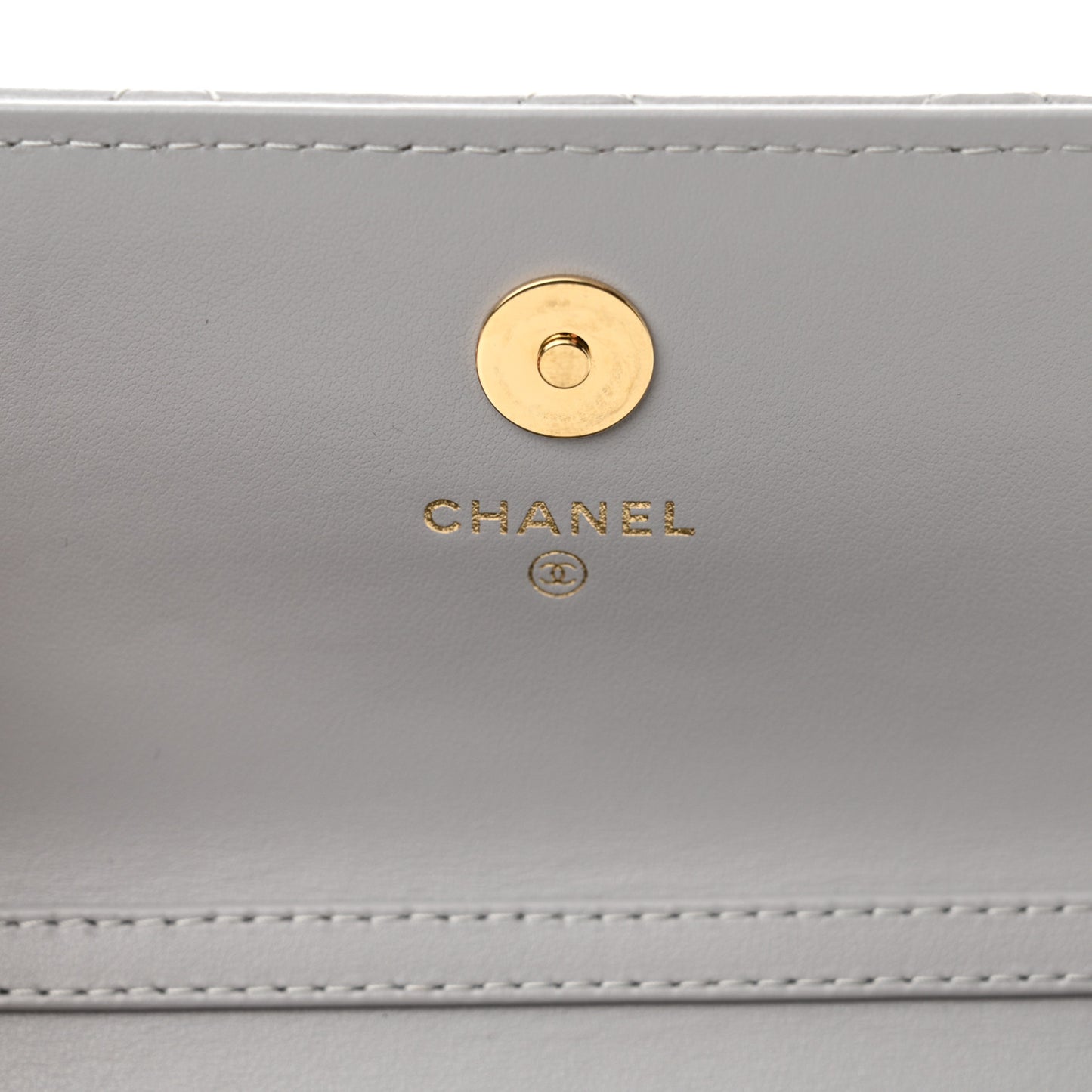 Lambskin Pearl Quilted Flap Phone Holder With Chain Grey