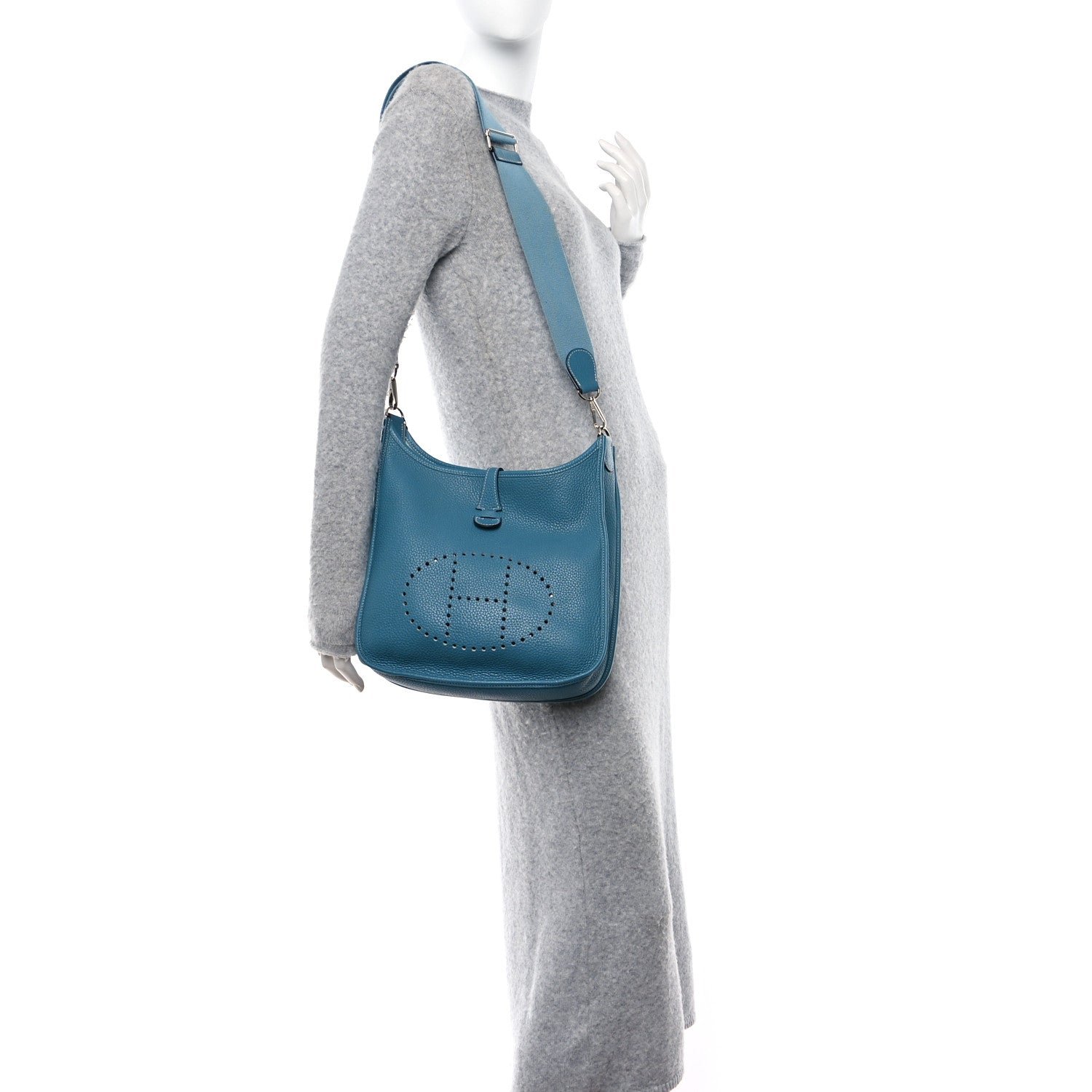 Hermes Taurillon Clemence Evelyne III PM Blue Jean 2 of 15