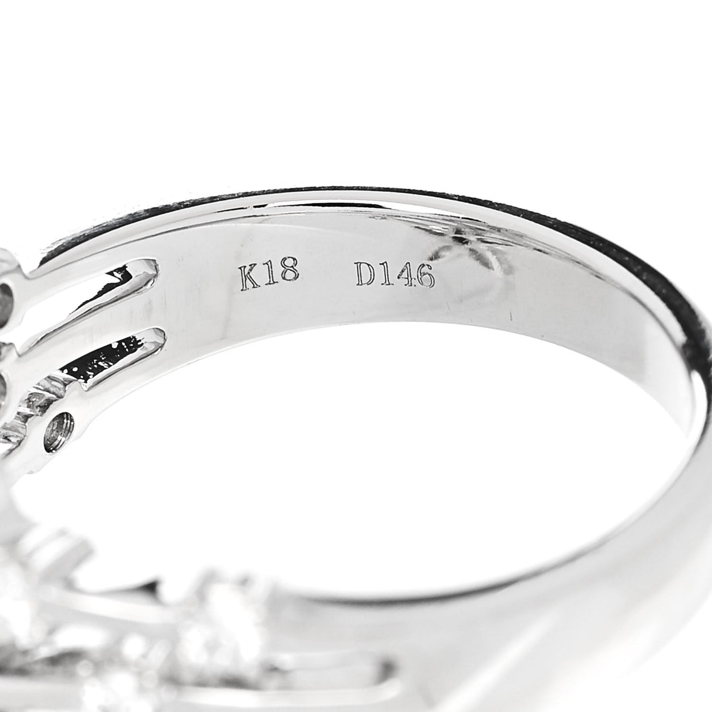 18K White Gold Diamond 1.46ctw Flower Ring 53 6.5