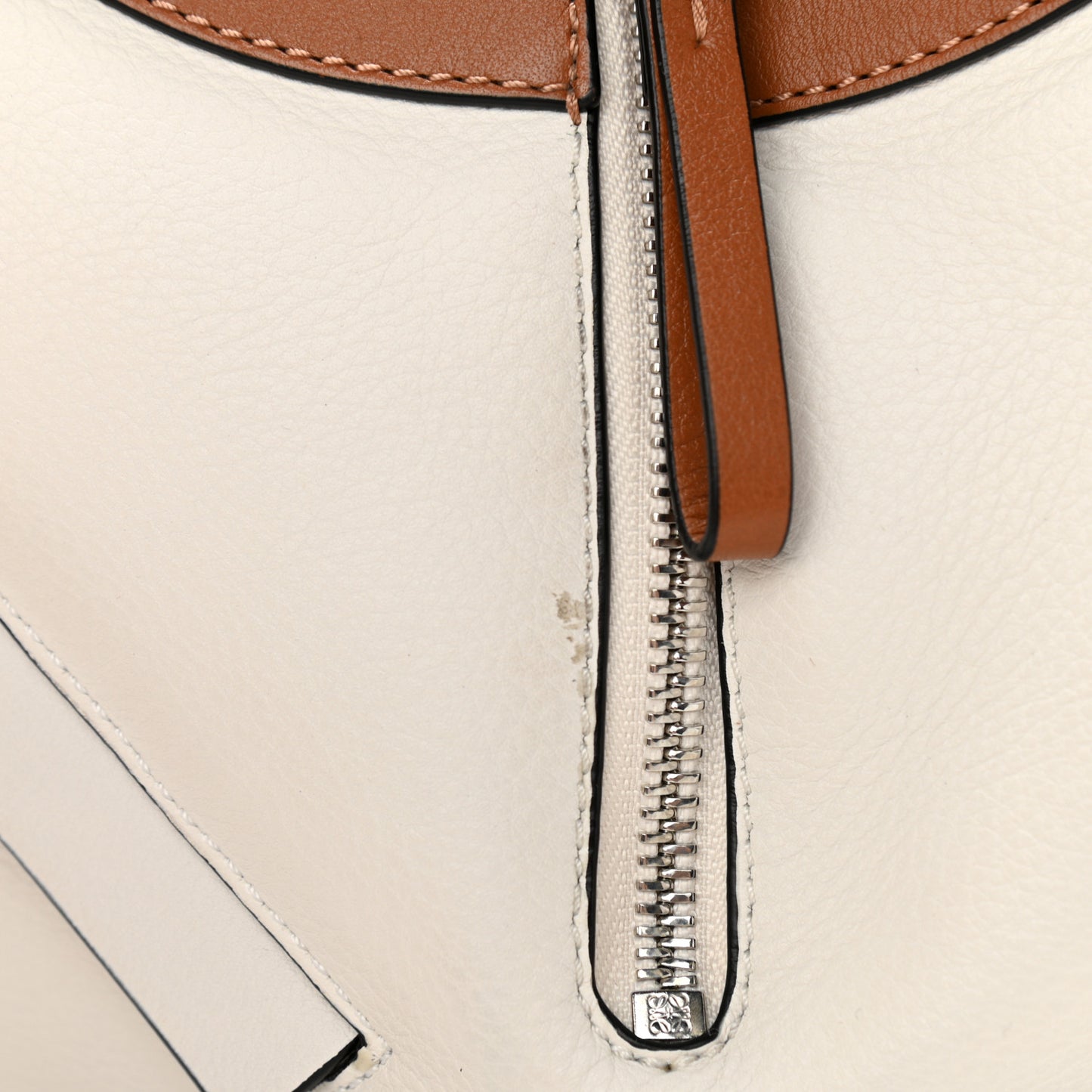 Calfskin Hammock Shoulder Bag Light Oat Tan