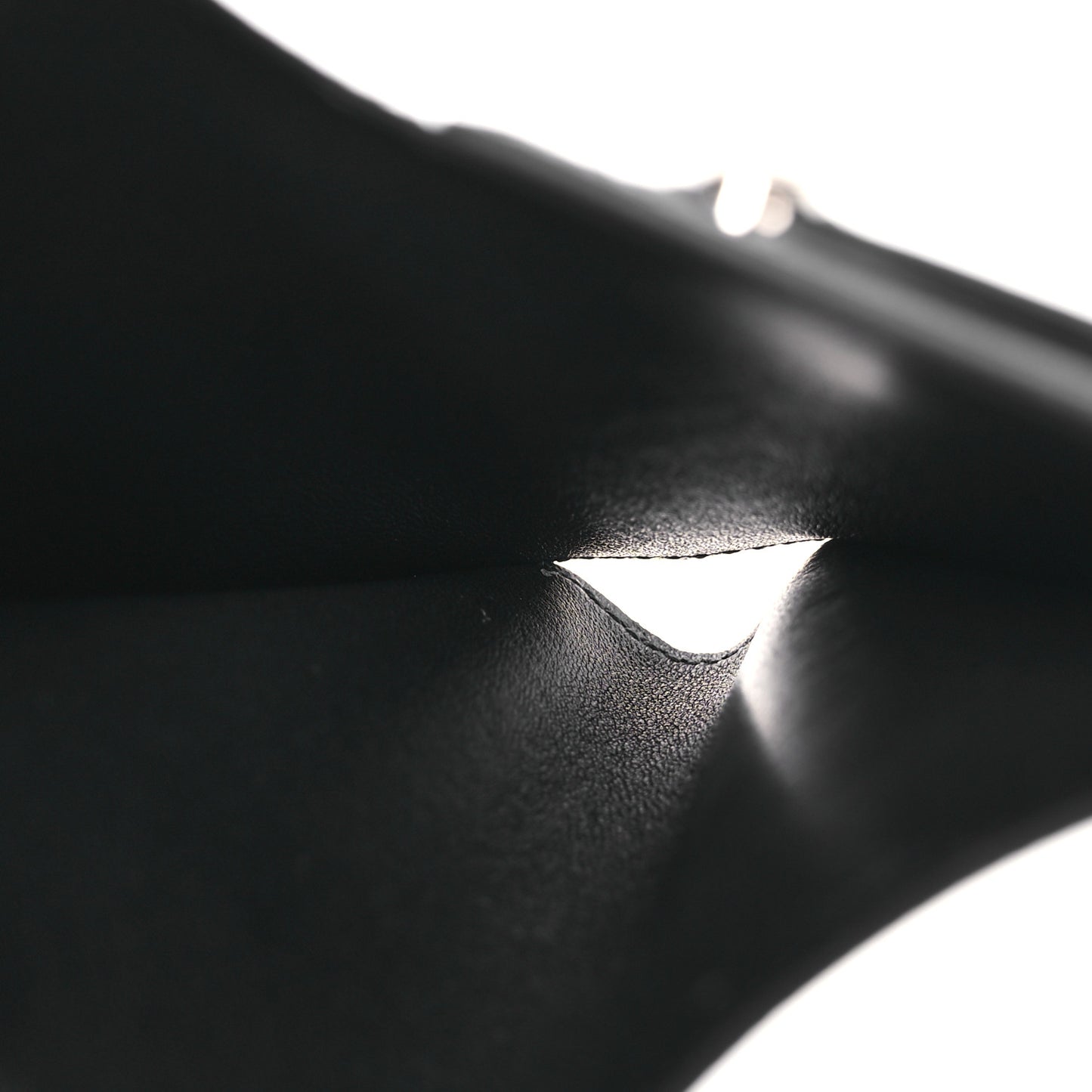 Epsom Bearn Compact Wallet Black