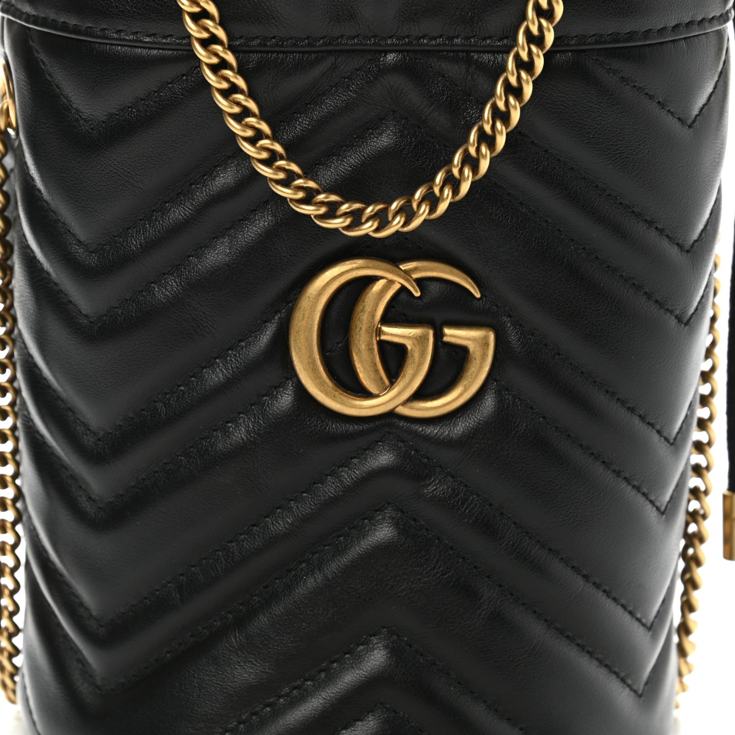 Calfskin Matelasse Mini GG Marmont 2.0 Bucket Bag Black