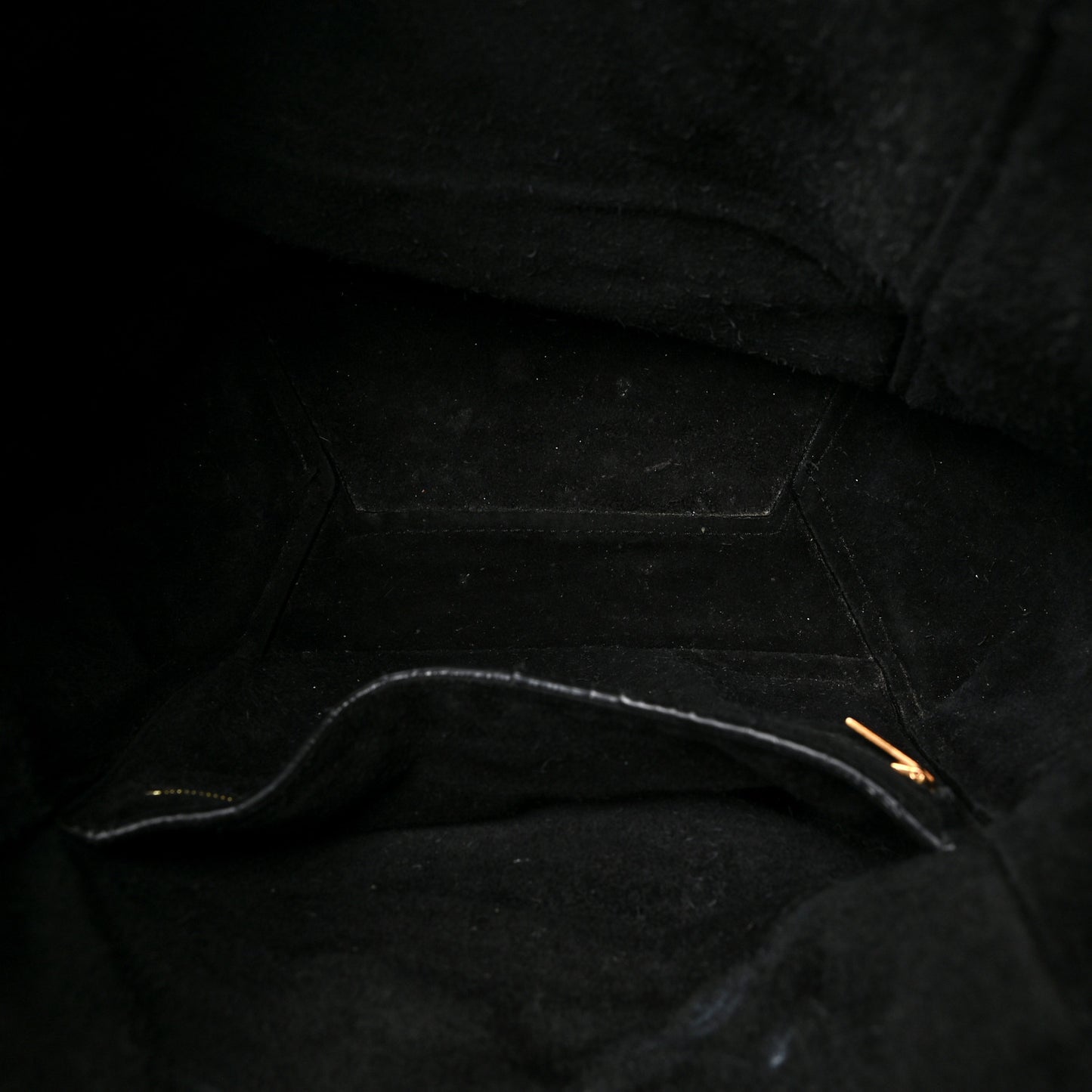 Soft Grained Calfskin Sangle Bucket Bag Black