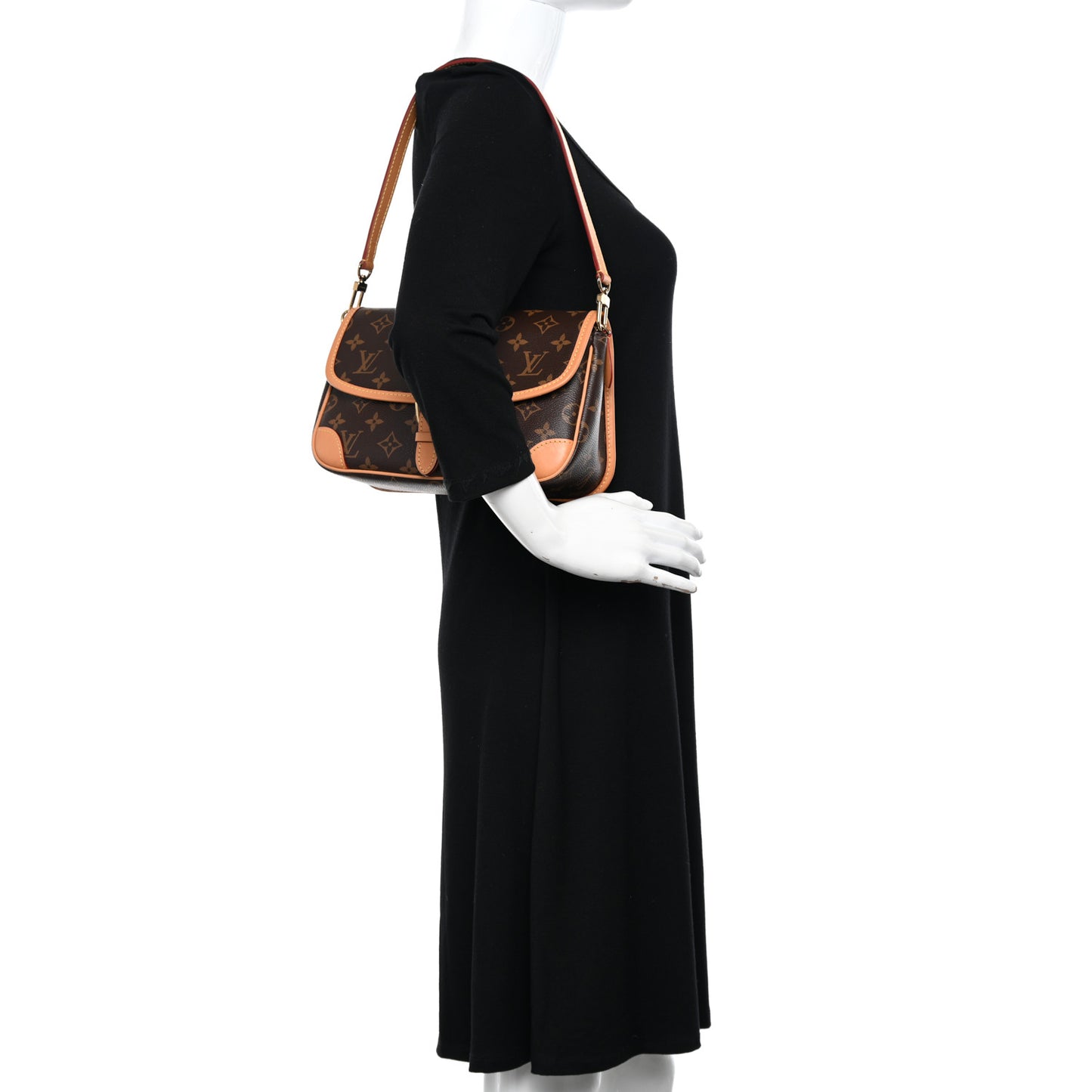 Monogram Diane Black
