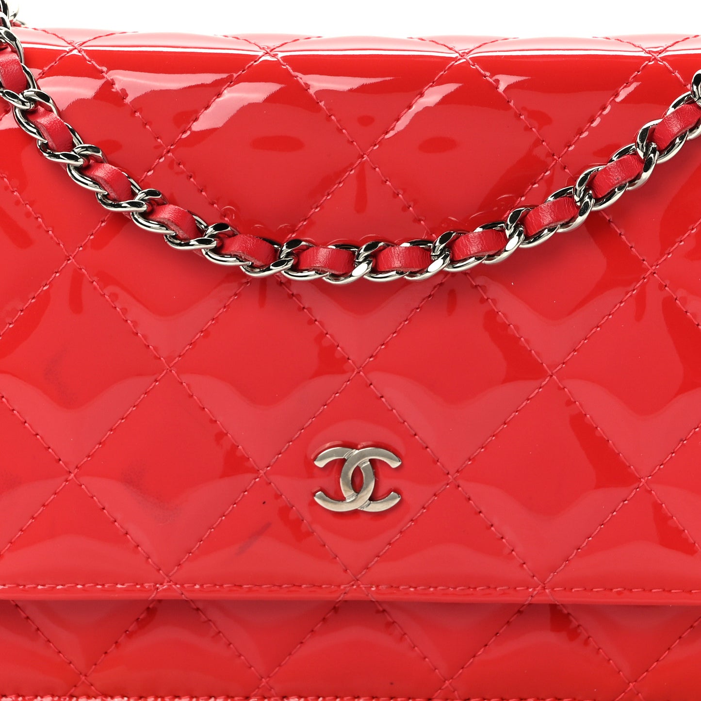 Patent Quilted Wallet On Chain WOC Coral