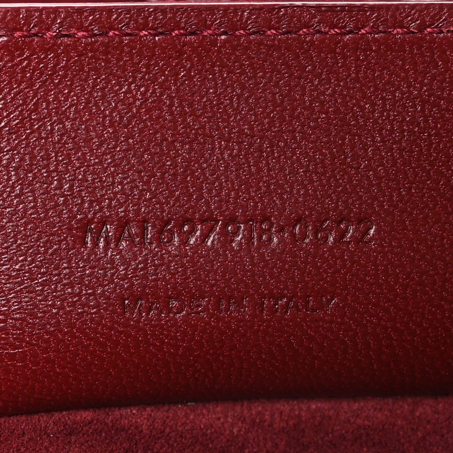 Calfskin Medium Paris VII Flat Hobo Red