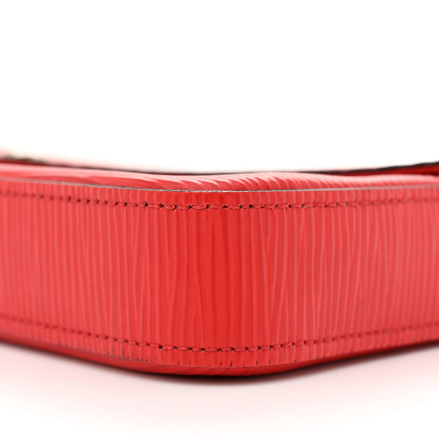 Epi Pochette Felicie Coquelicot