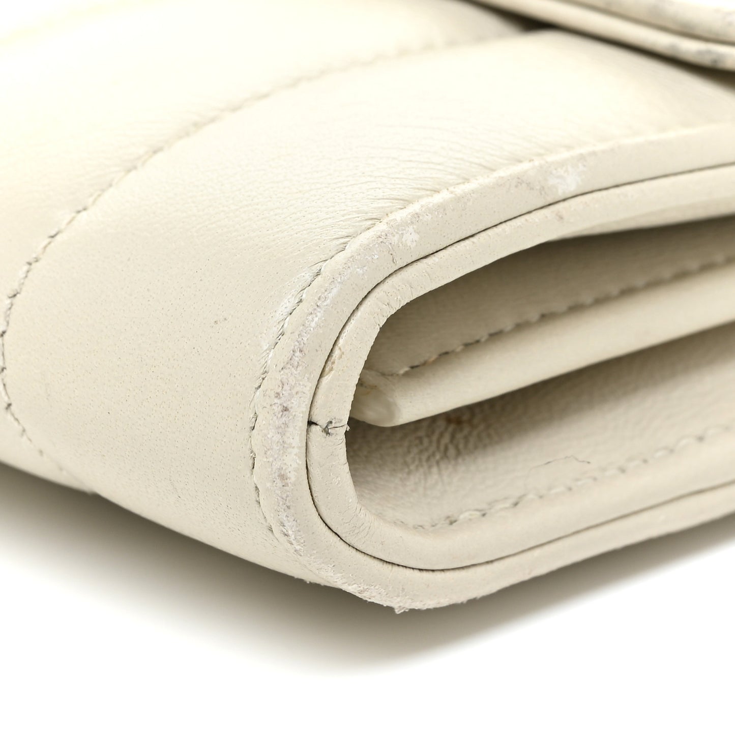 Lambskin Matelasse Small Vicky Chain Bag White