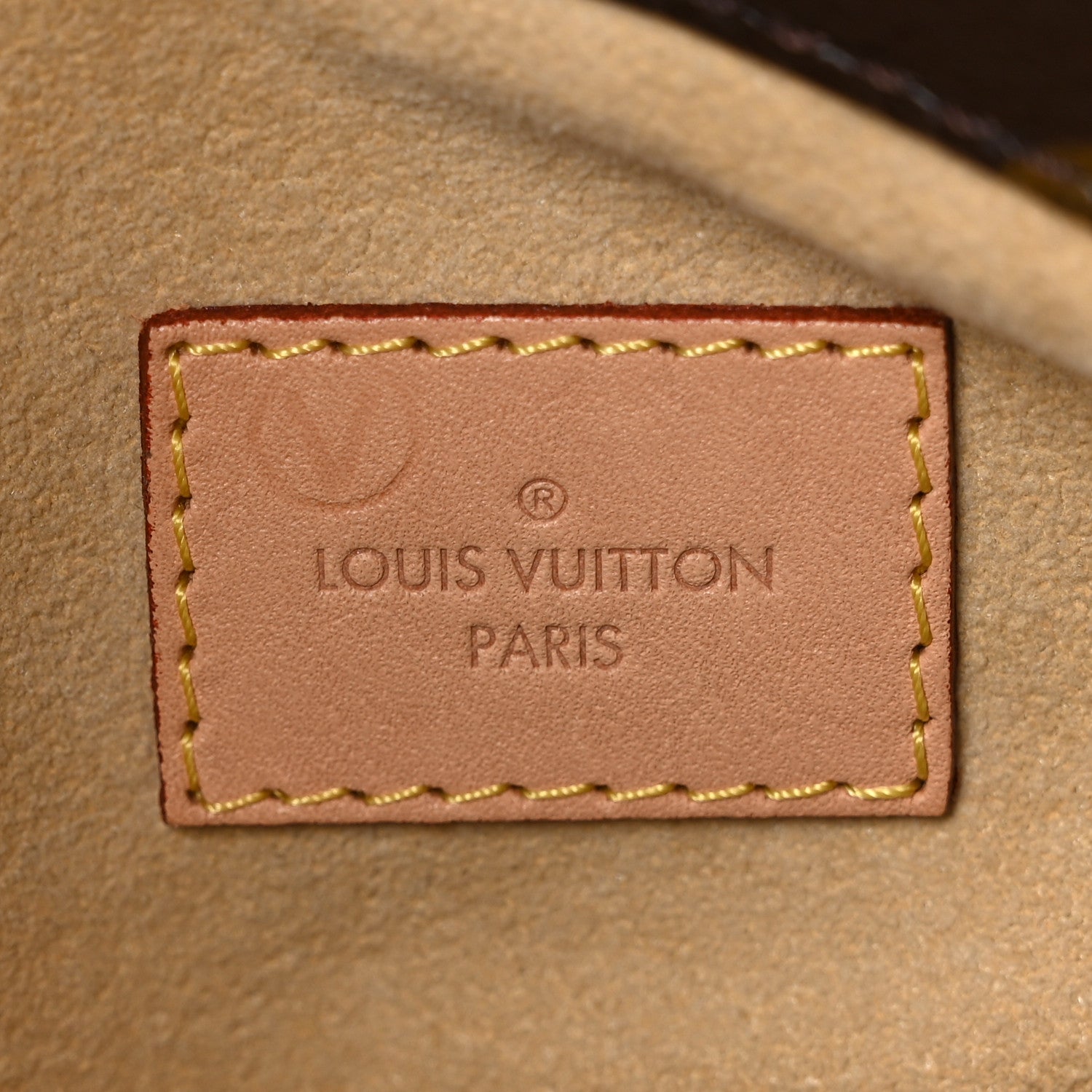 Louis Vuitton Monogram Artsy MM 6 of 10