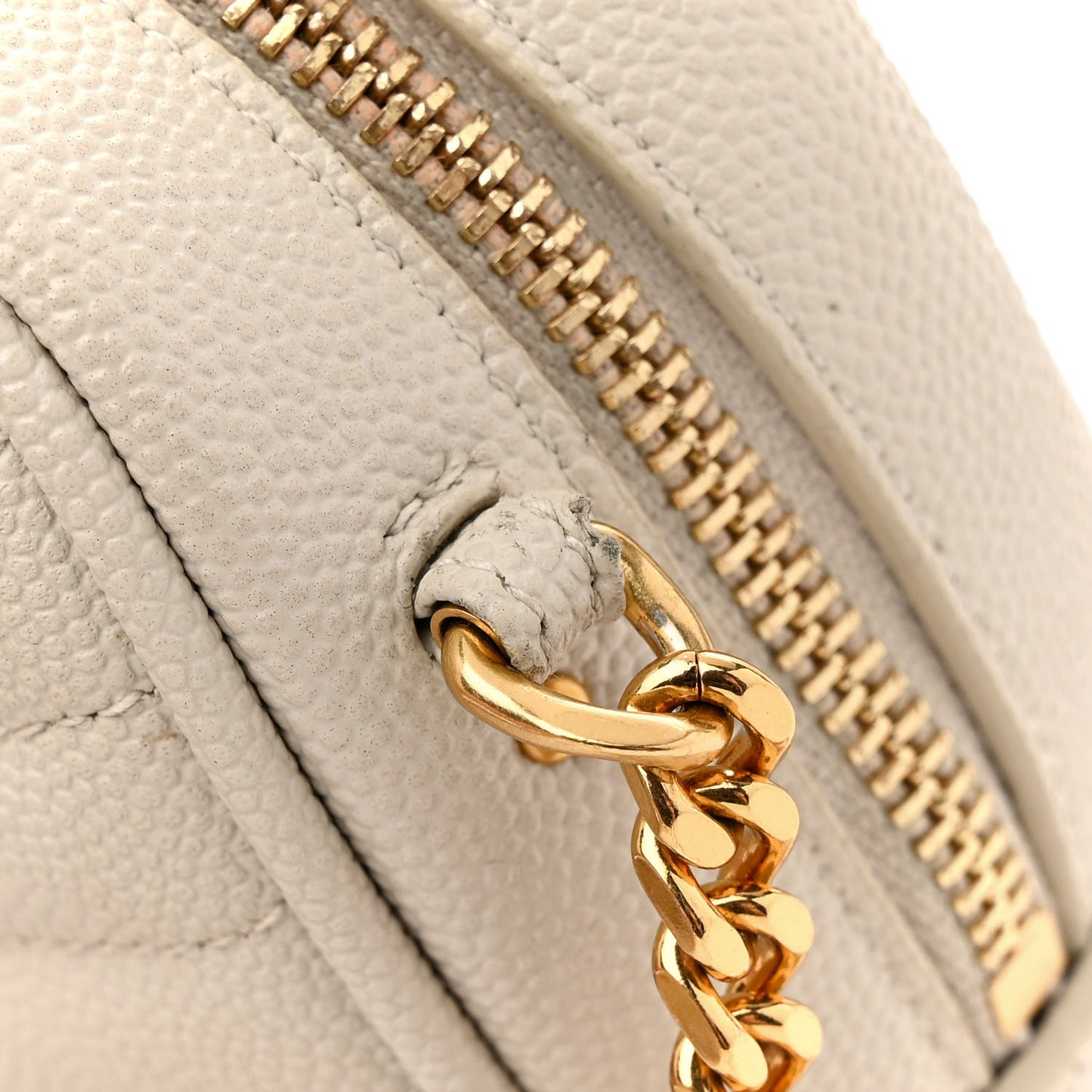 Grain De Poudre Matelasse Monogram Mini Lou Camera Bag Crema Soft