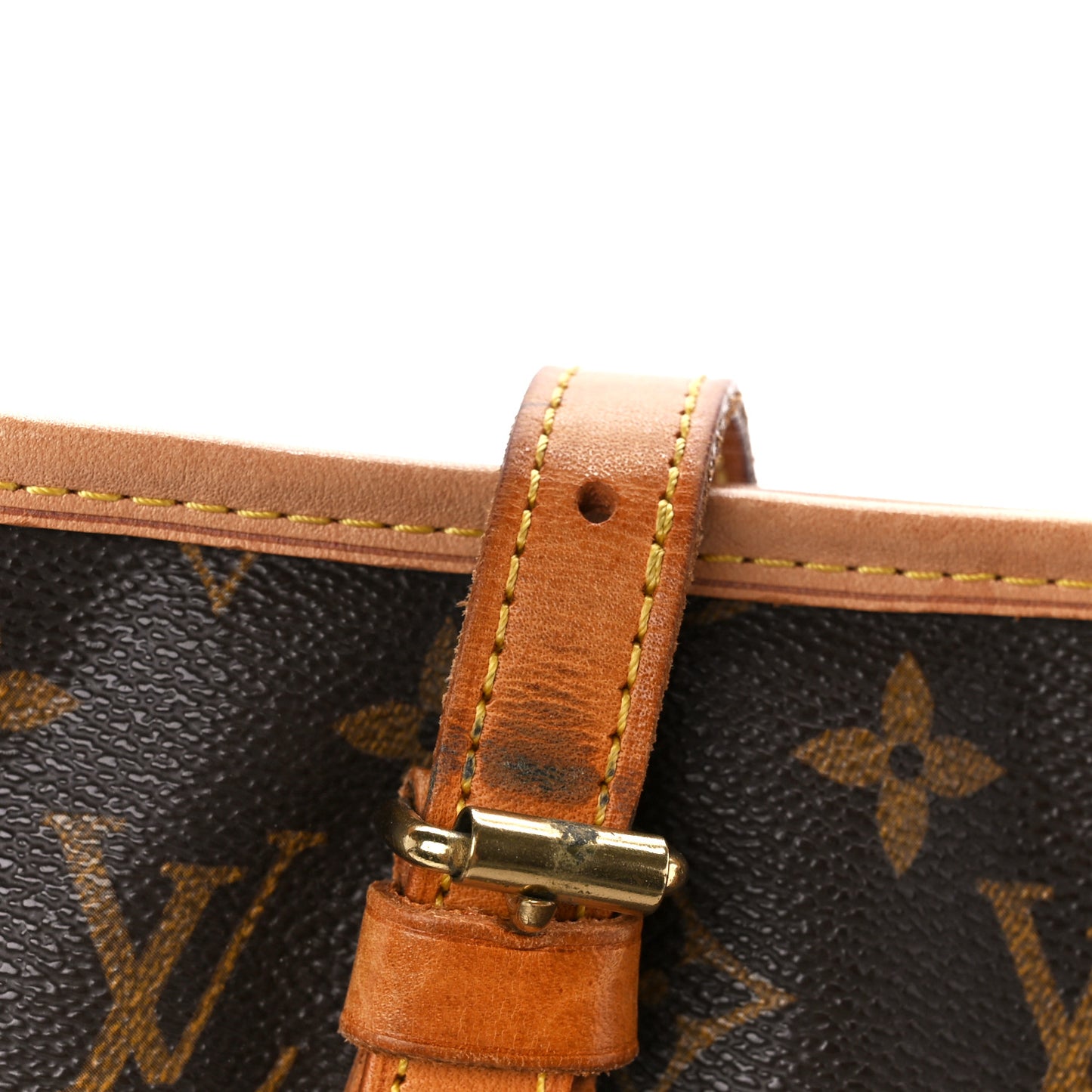 Monogram Petit Bucket 23