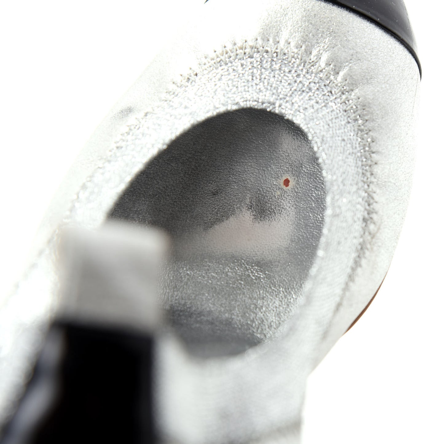 Metallic Lambskin Patent CC Elastic Stretch Pumps 36.5 Silver Black