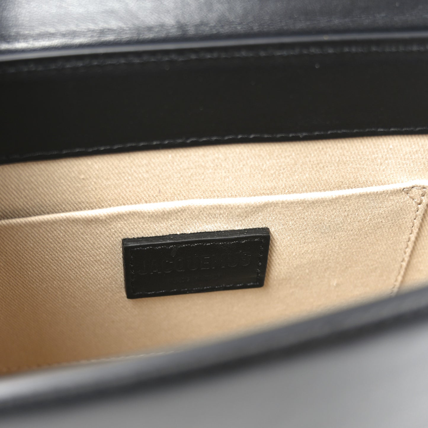 Smooth Calfskin Le Grand Chiquito Black