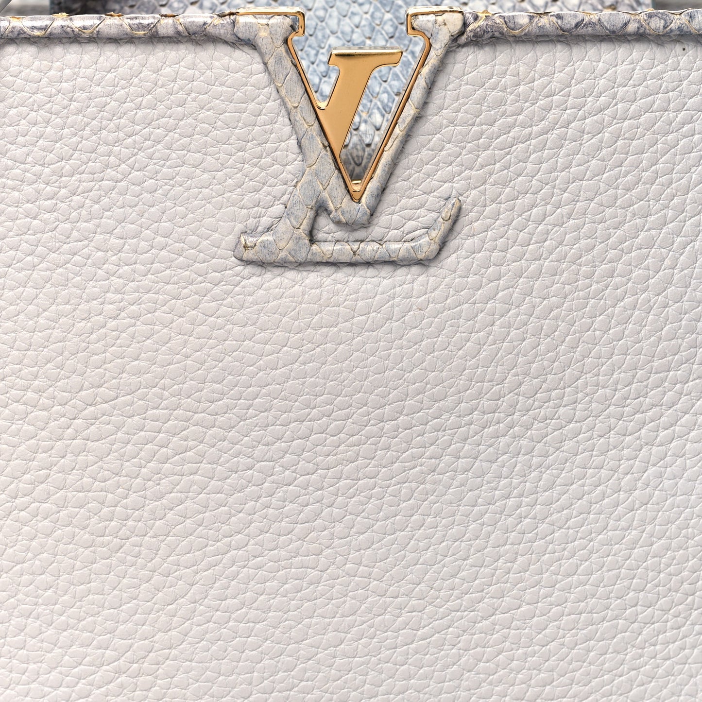 Taurillon Snakeskin Capucines BB