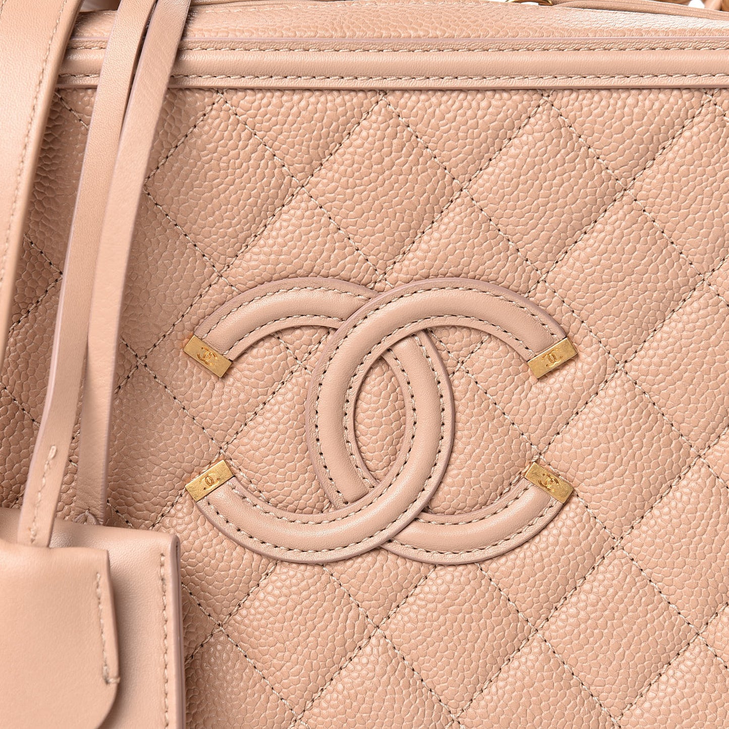 Caviar Quilted Medium CC Filigree Vanity Case Beige
