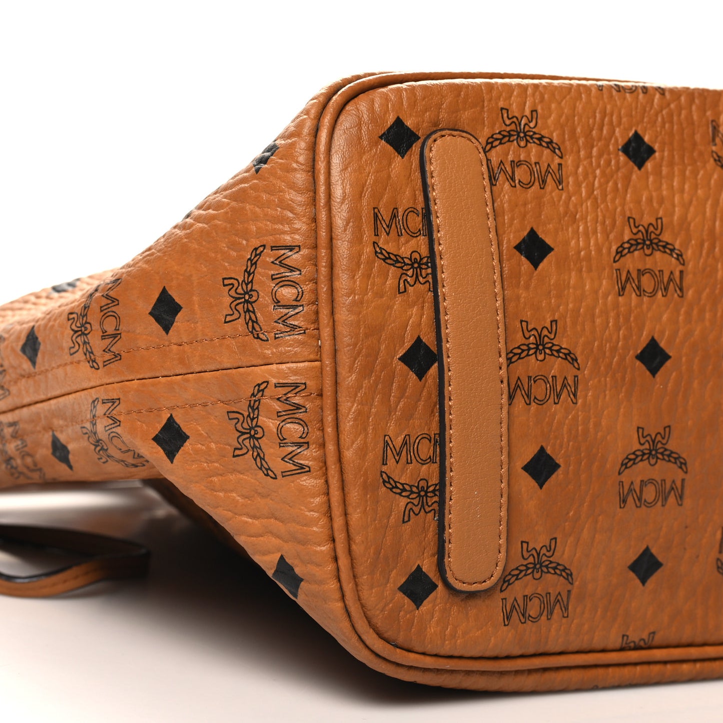 Visetos Medium Liz Reversible Shopper Tote Cognac