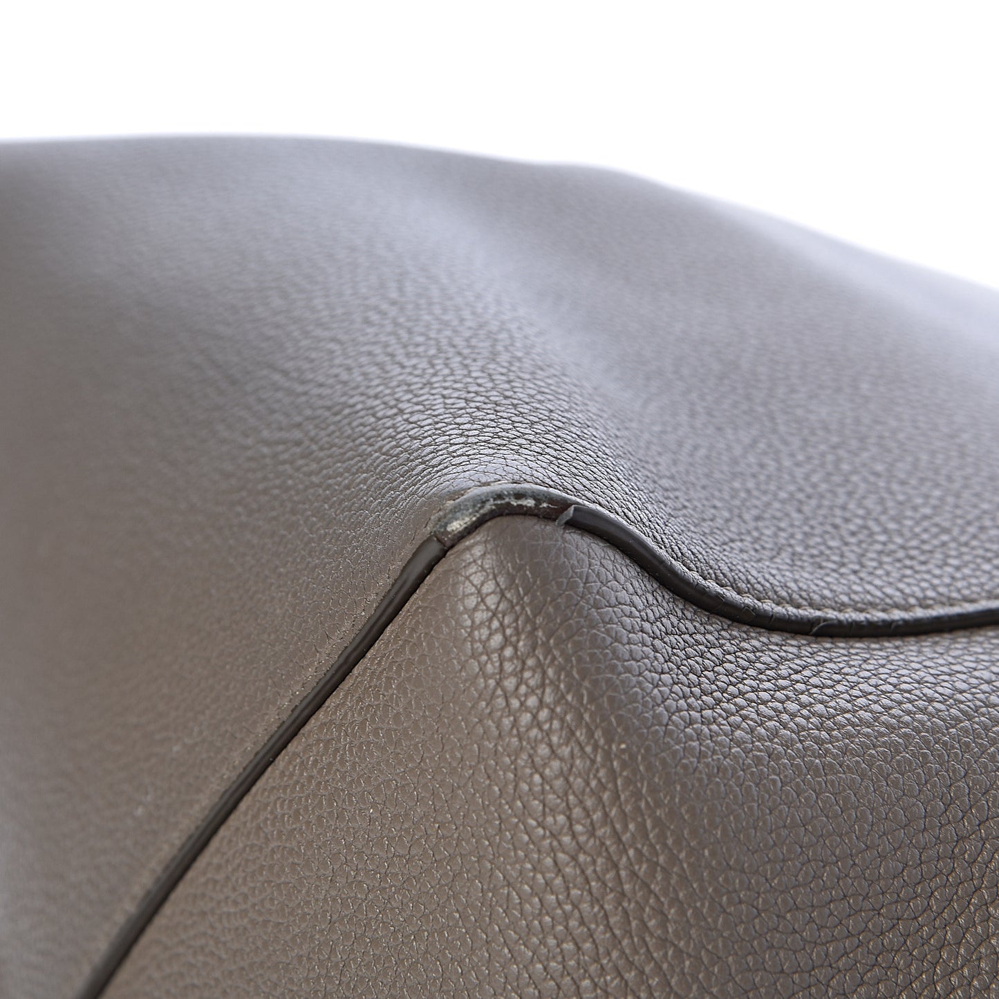 Soft Grained Calfskin Medium Belt Cabas Phantom Taupe