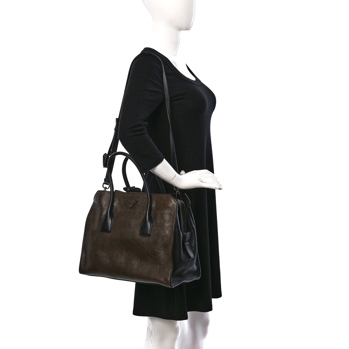 Glace Calfskin Zip Tote Moro Black