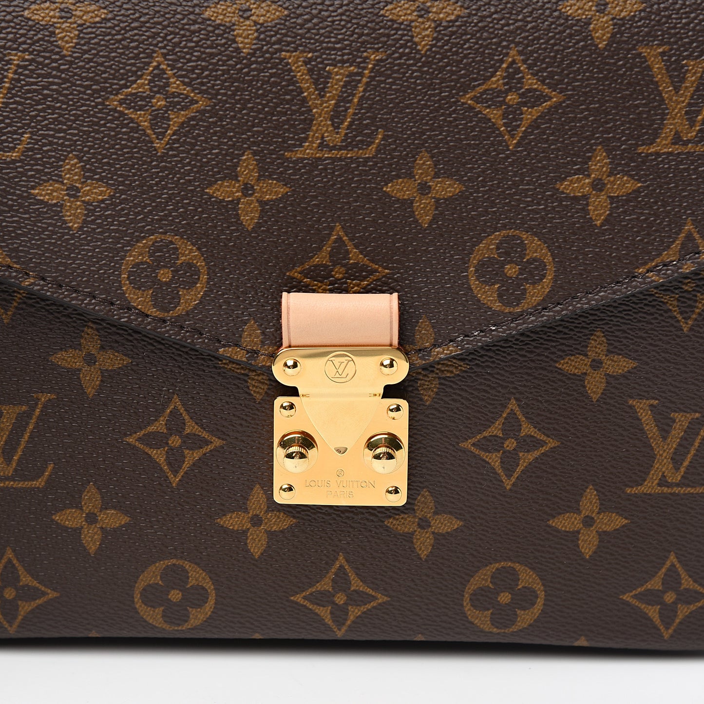 Monogram Pochette Metis