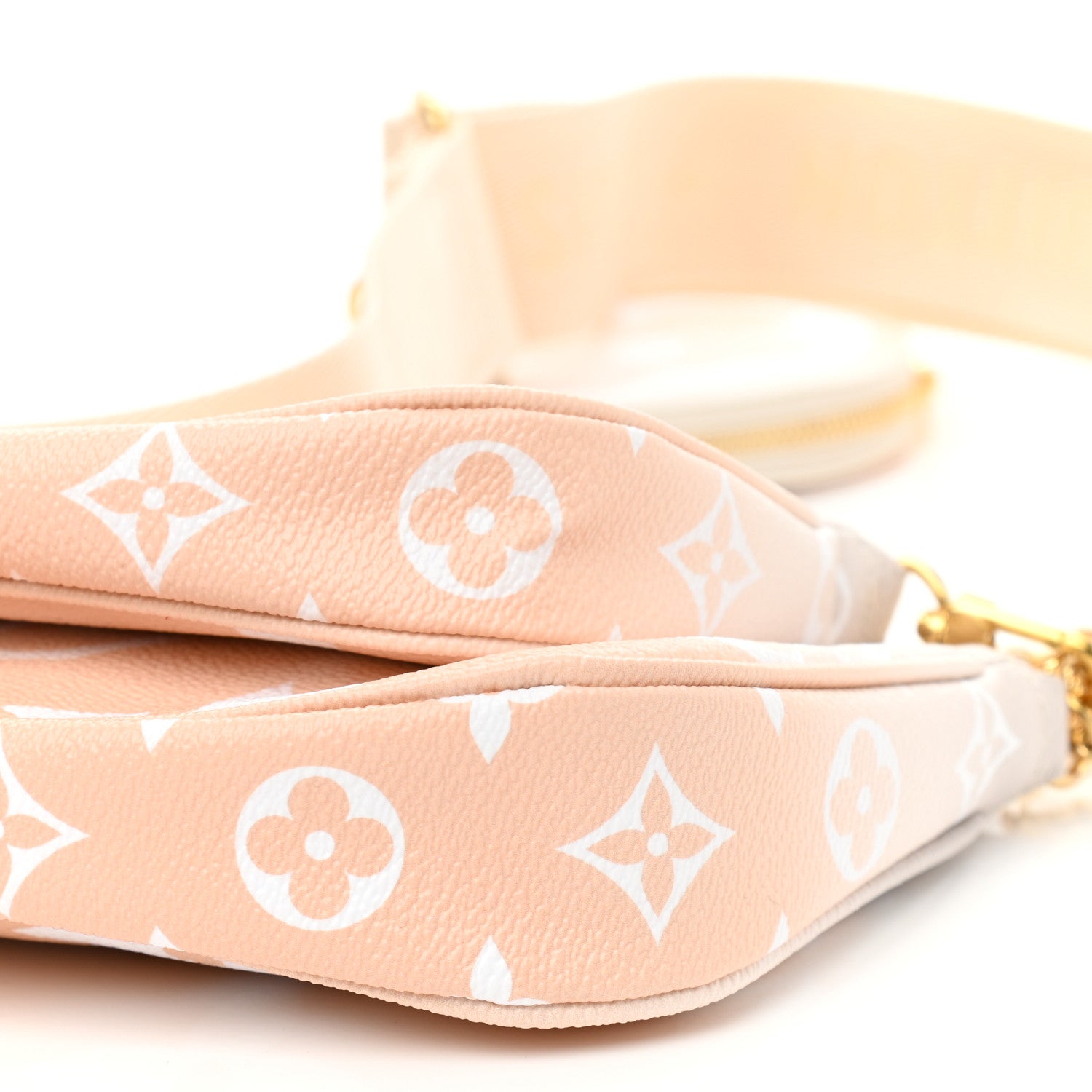 Louis Vuitton Monogram Giant By The Pool Multi Pochette Accessories Brume 11 of 11