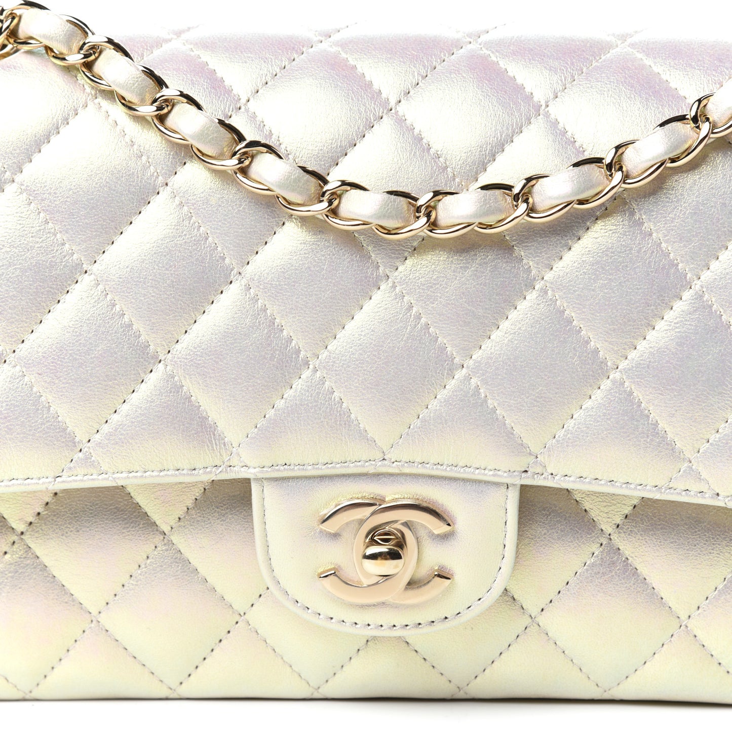 Iridescent Lambskin Quilted Medium Double Flap Ivory