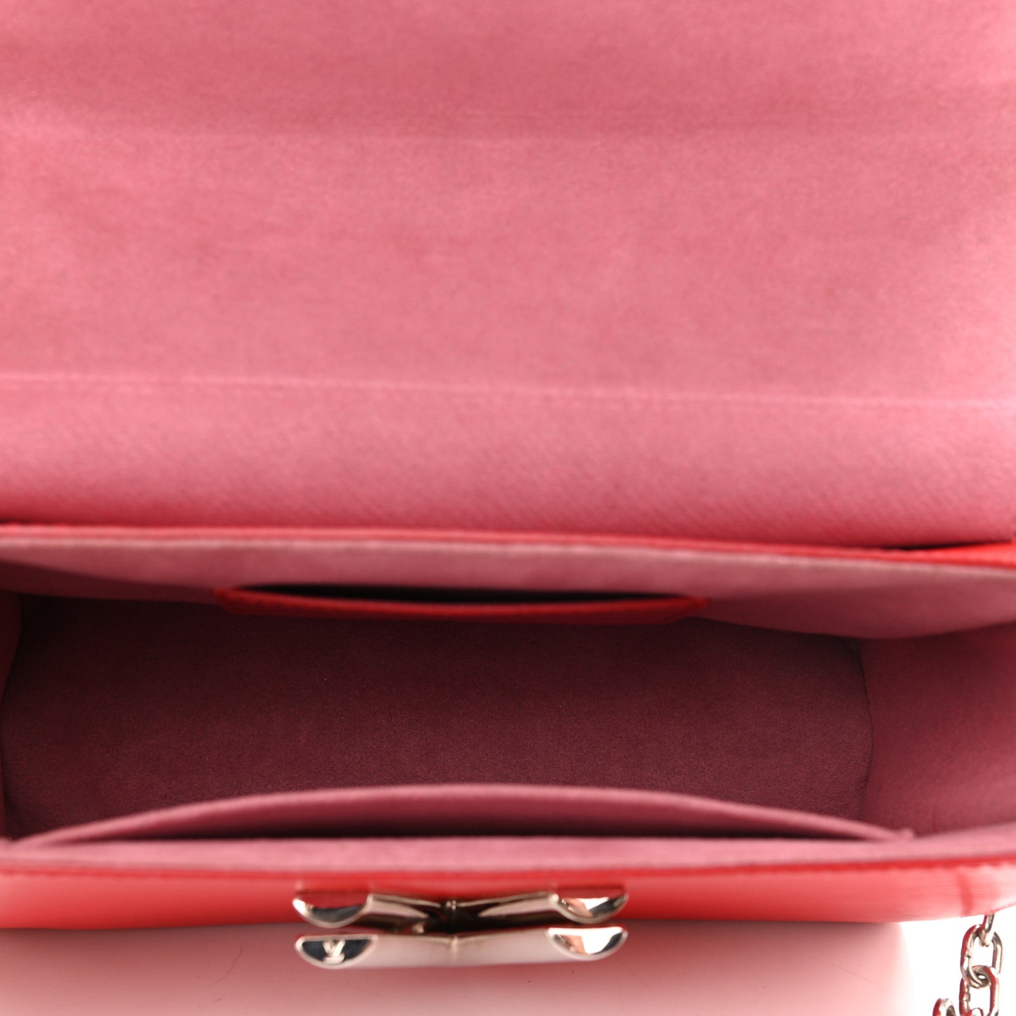 Epi Twist Shoulder Bag MM Coquelicot