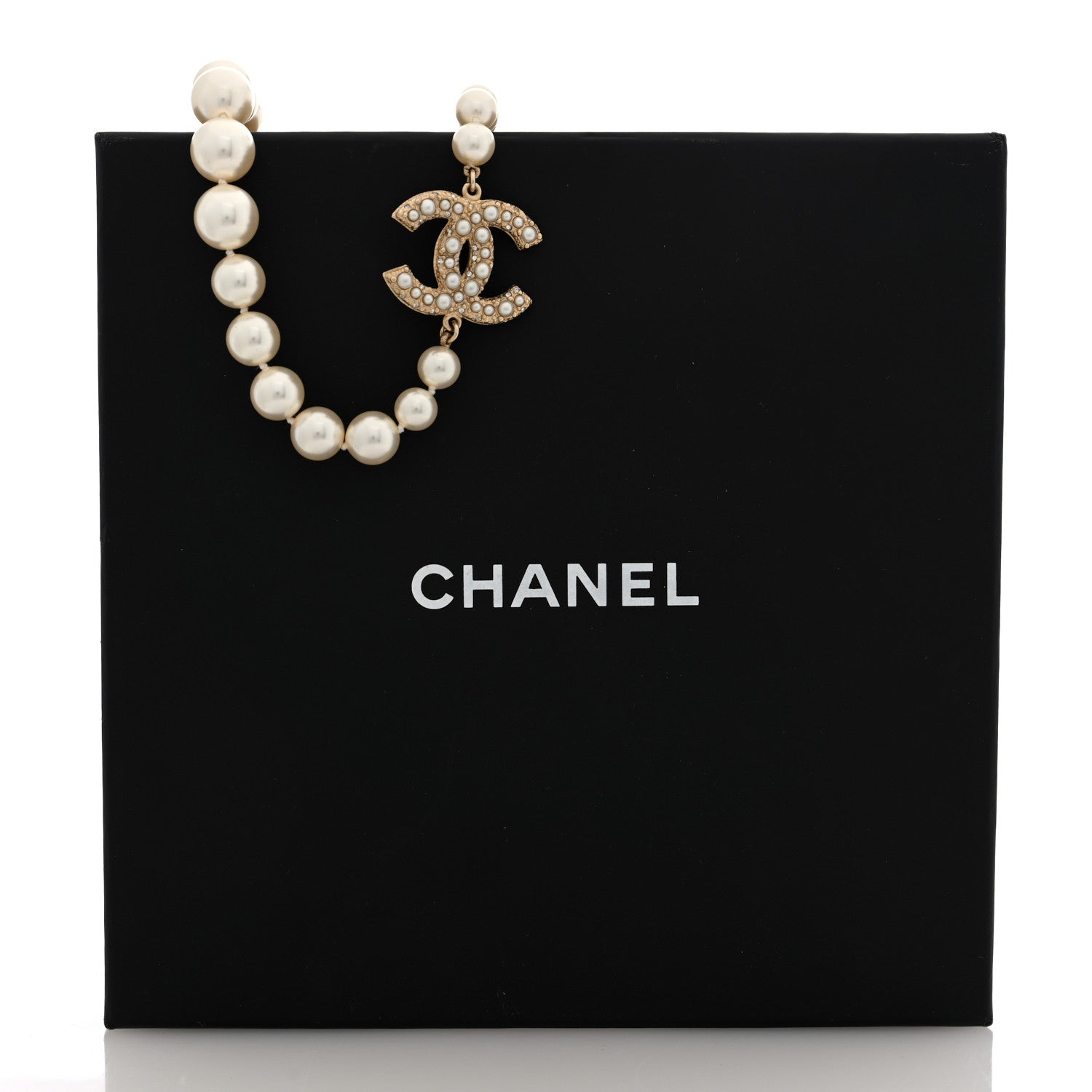 Chanel Pearl CC 100th Anniversary Necklace Light Gold 5 of 5