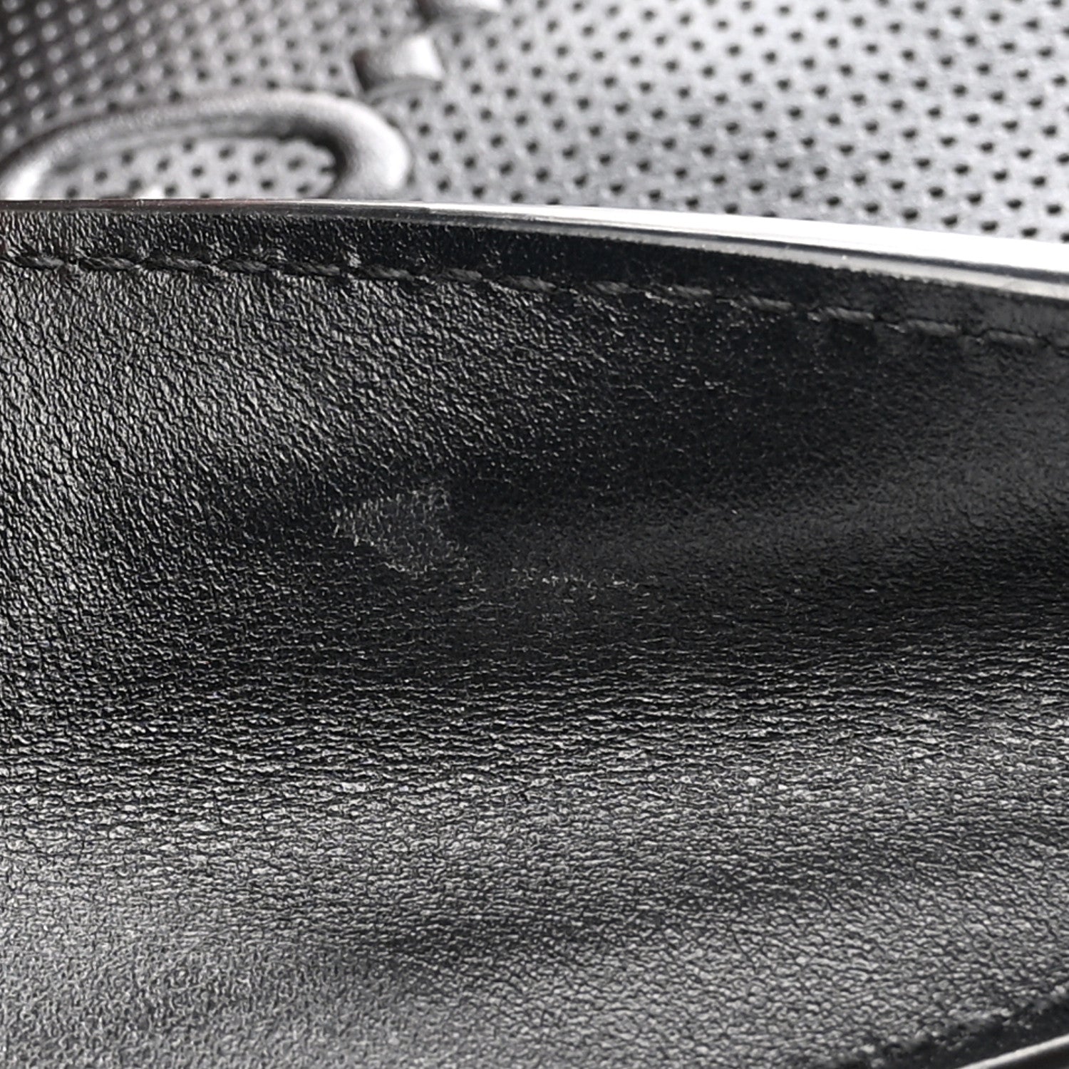 Gucci Calfskin GG Tennis Embossed Wristlet Pouch Black 8 of 9