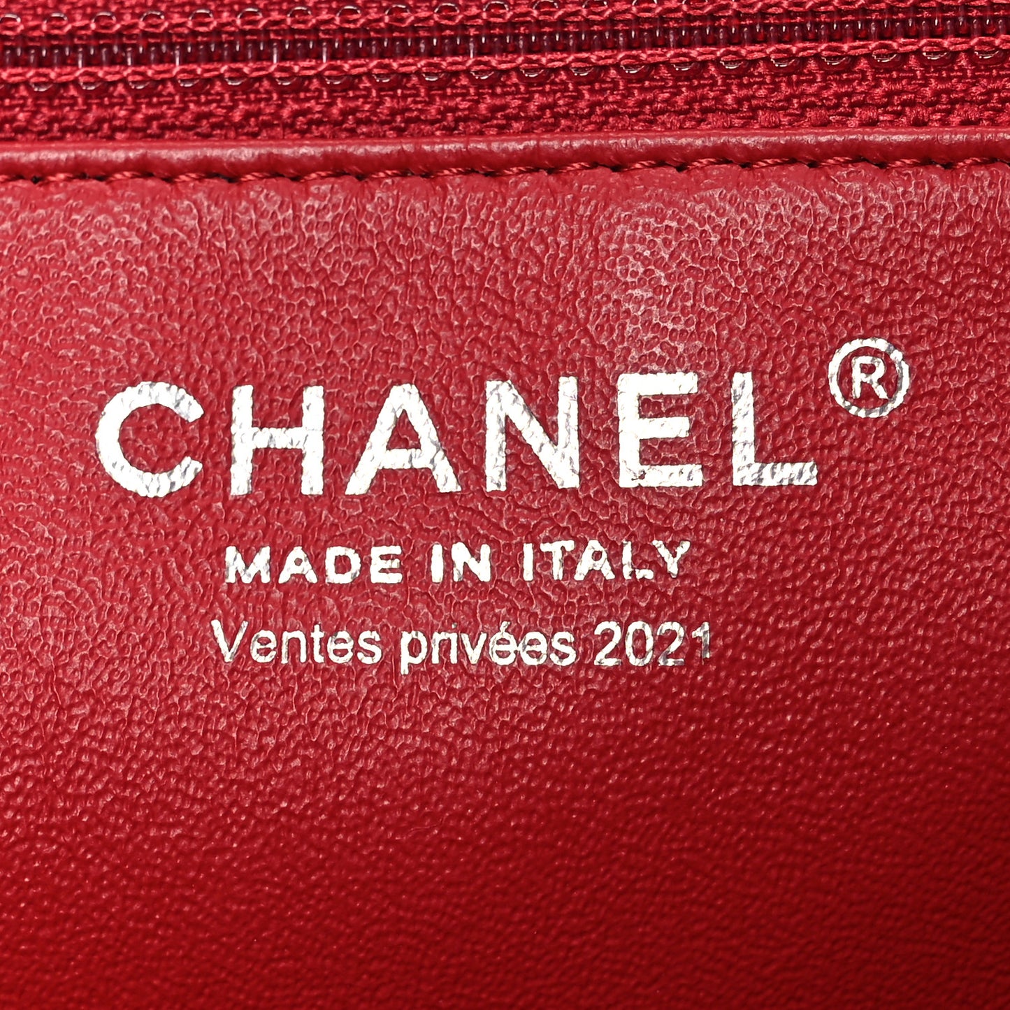 Caviar Chevron Quilted Framed Clutch Red