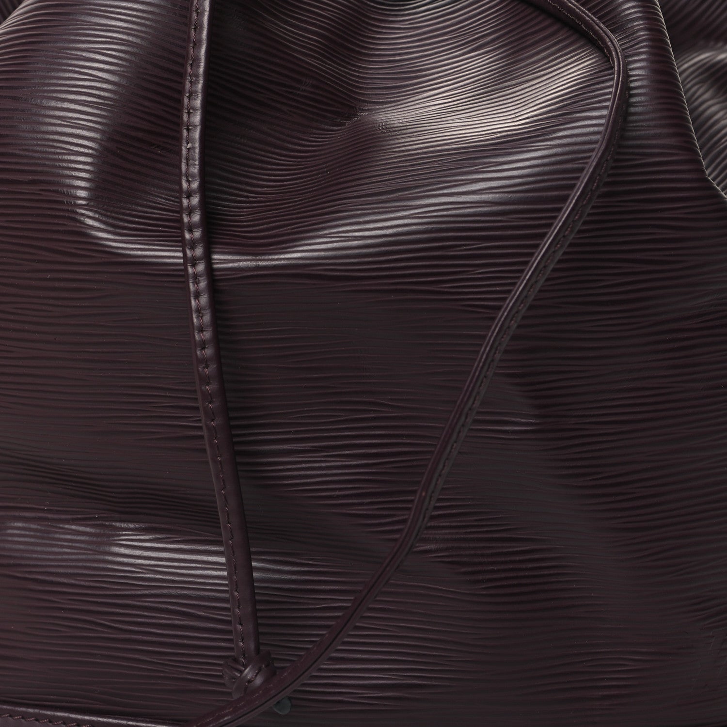 Louis Vuitton Epi Petit Noe NM Quetsche 7 of 11