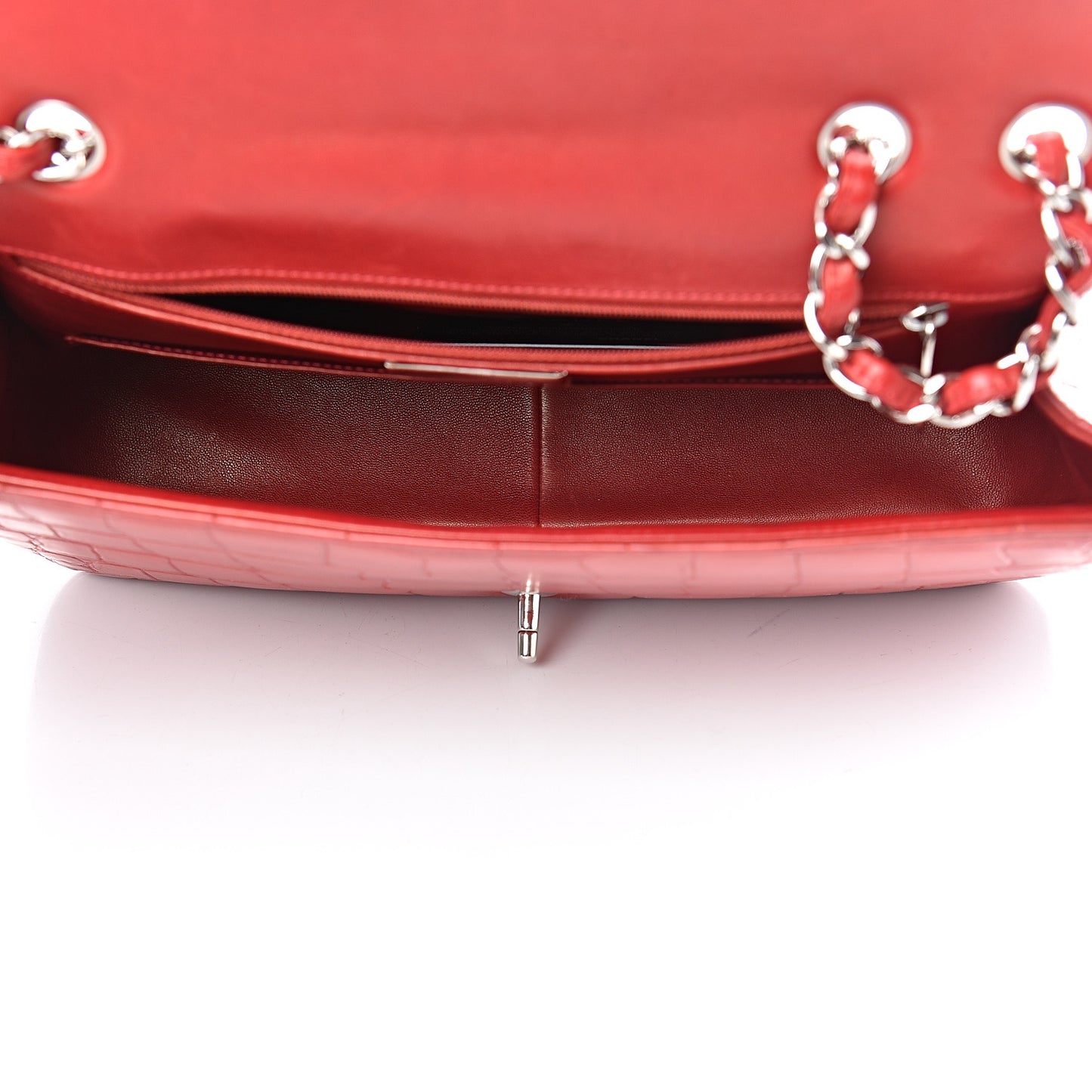 Matte Alligator Jumbo Single Flap Red