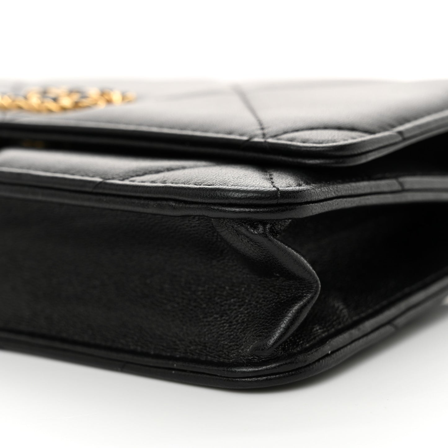 Lambskin Quilted Chanel 19 Wallet On Chain WOC Black