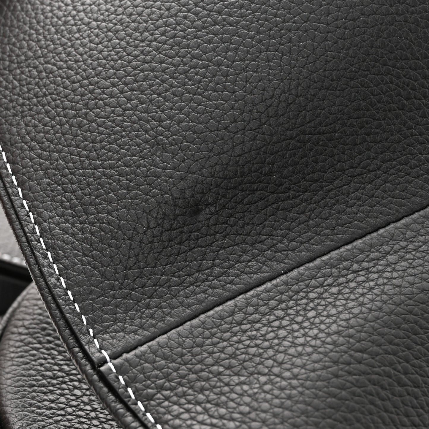 X PETER DOIG Grained Calfskin Saddle Bag Black