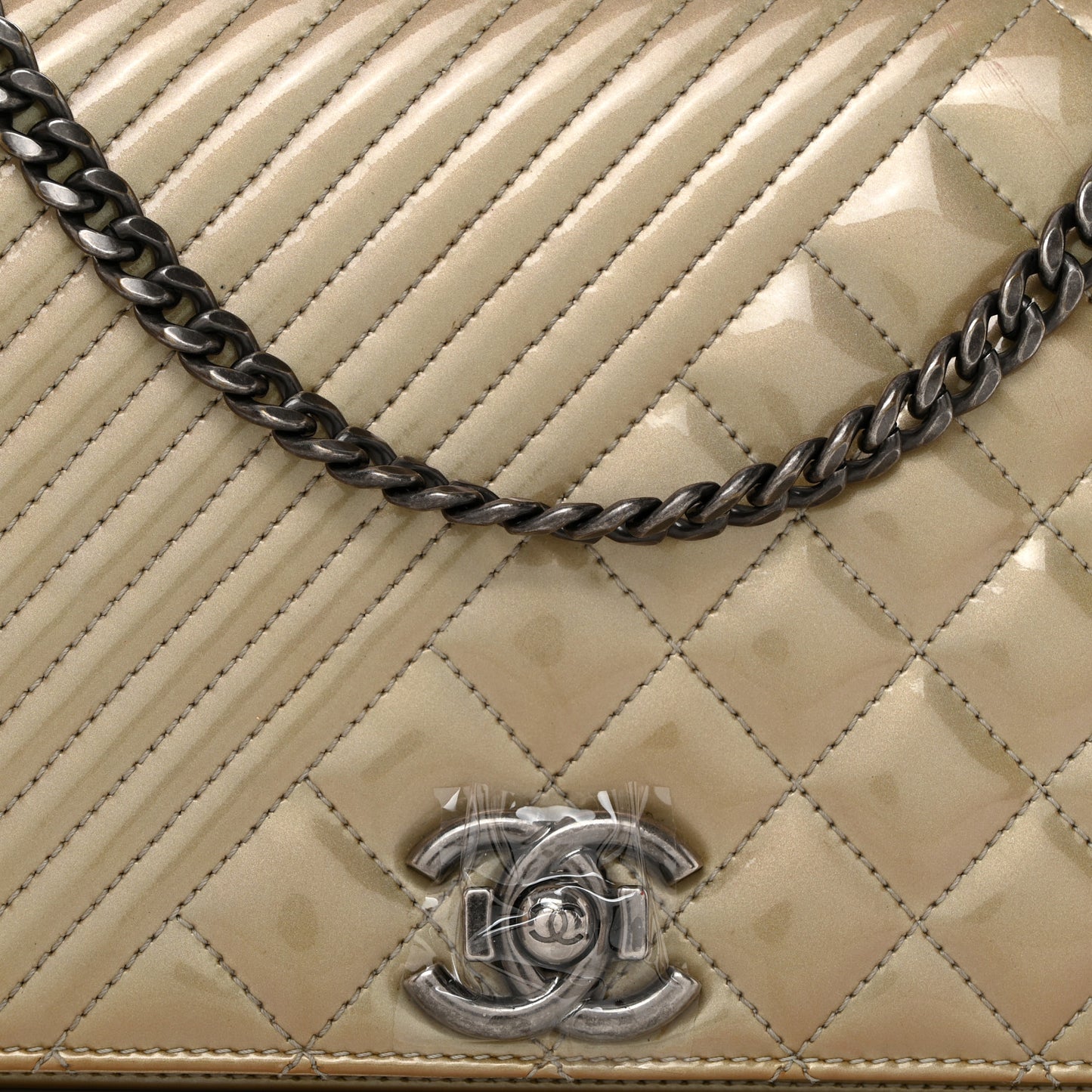 Iridescent Patent Quilted Medium Coco Boy Flap Beige