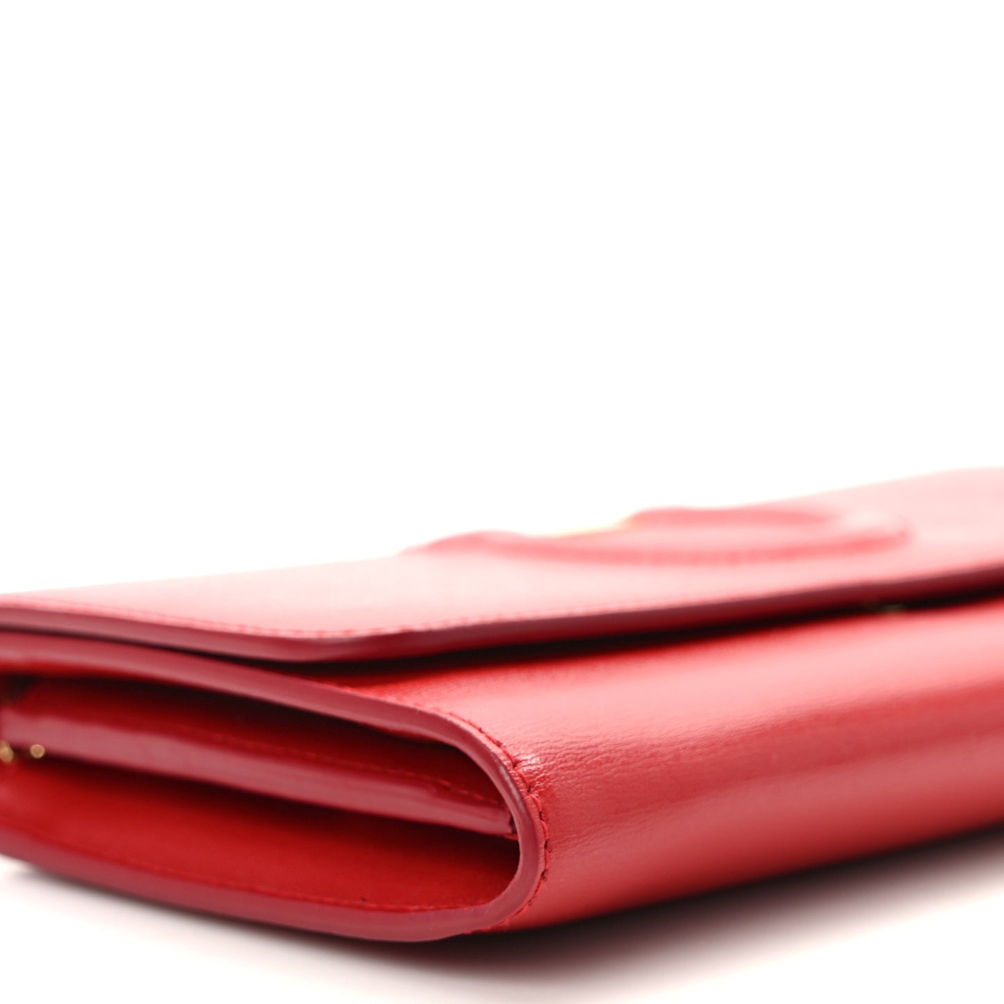 Calfskin City Wallet On Chain Red