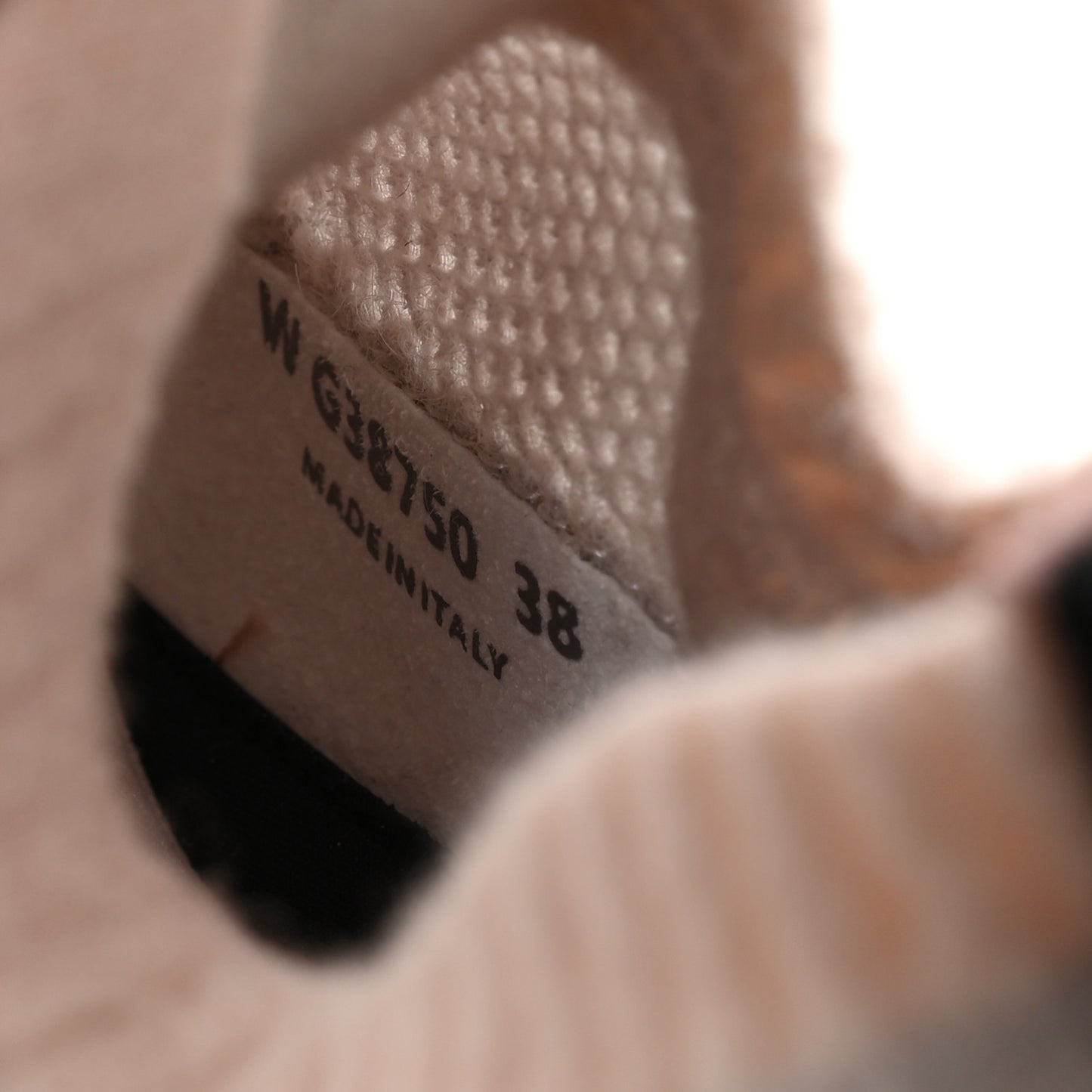 Mesh Suede Fabric Womens CC Sneakers 38 Light Pink