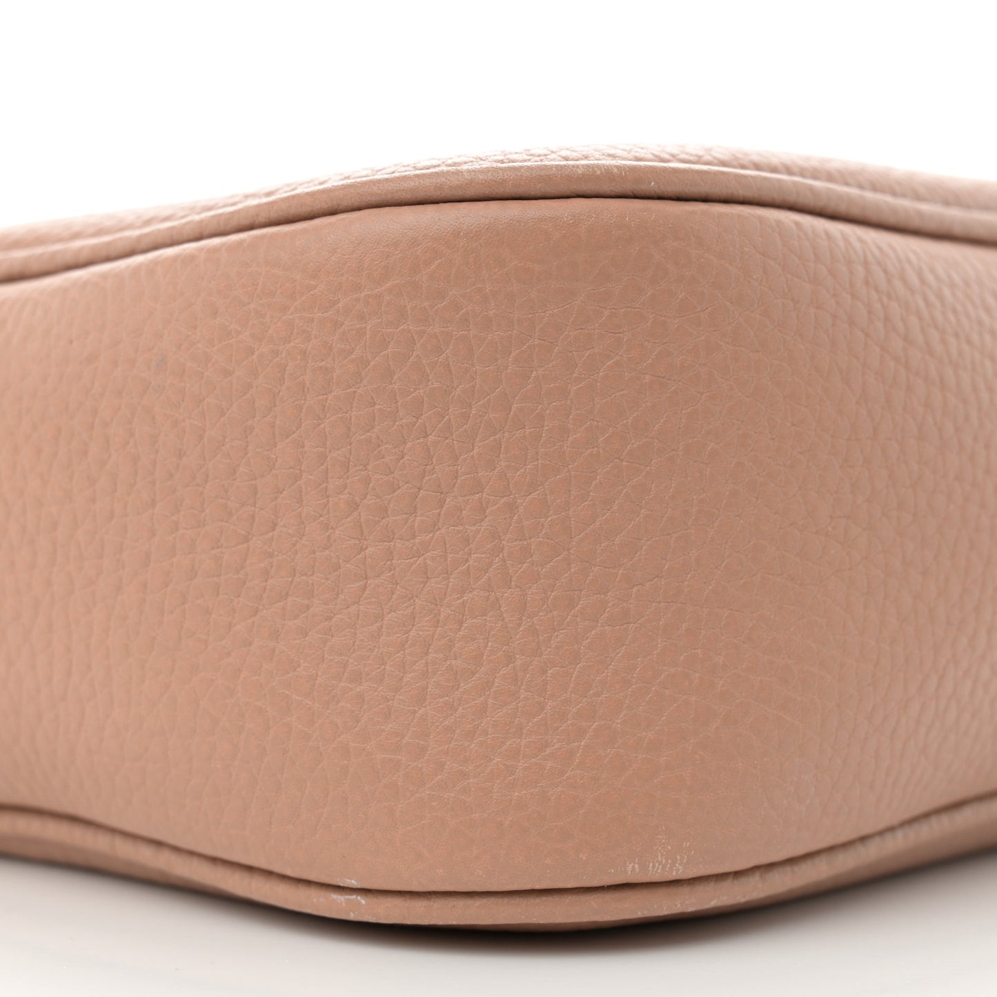 Pebbled Calfskin Small Soho Disco Bag Camelia