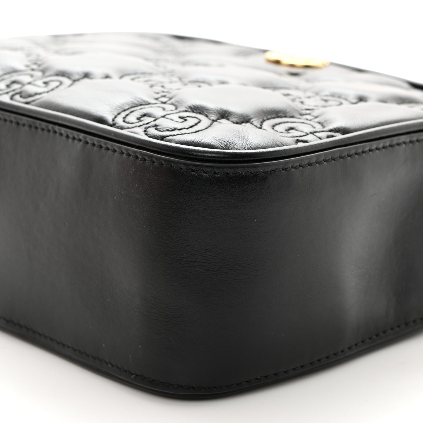 Calfskin GG Matelasse Shoulder Bag Black Natural