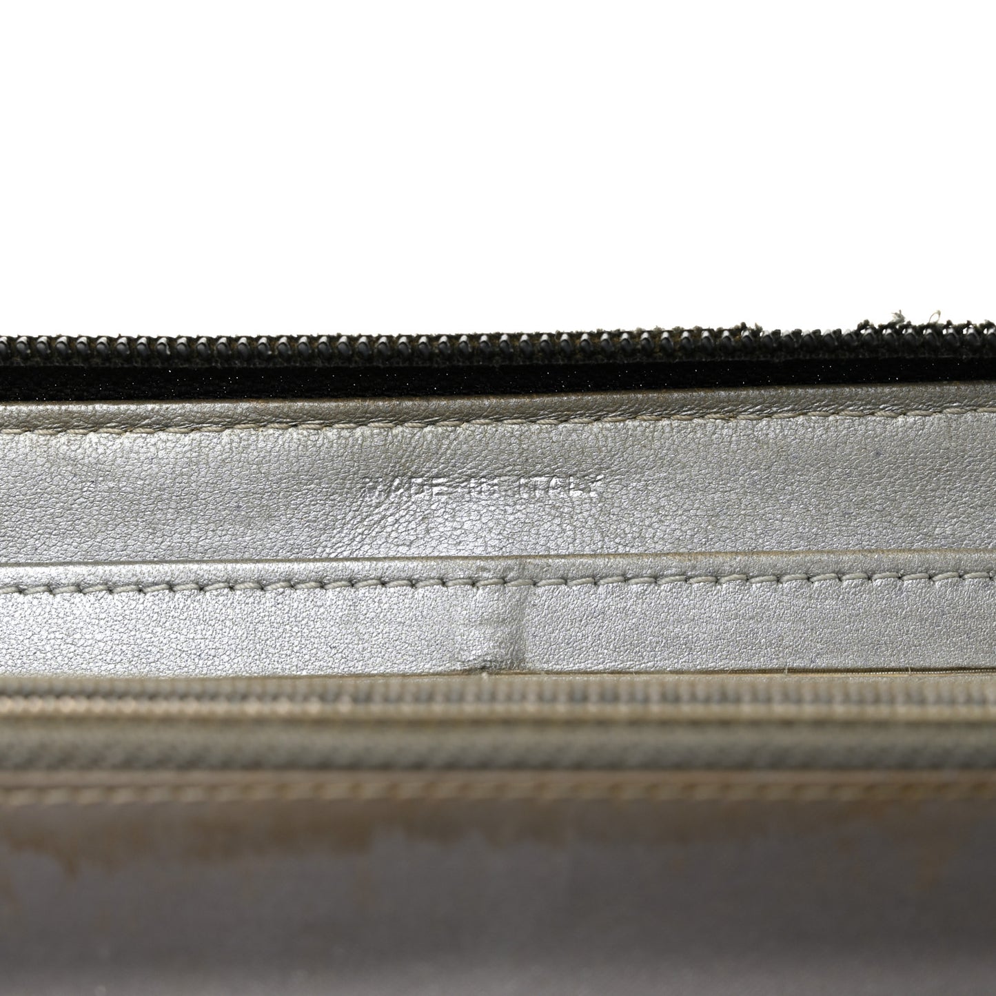 Lambskin Camellia Embossed Zipped Gusset Wallet Black
