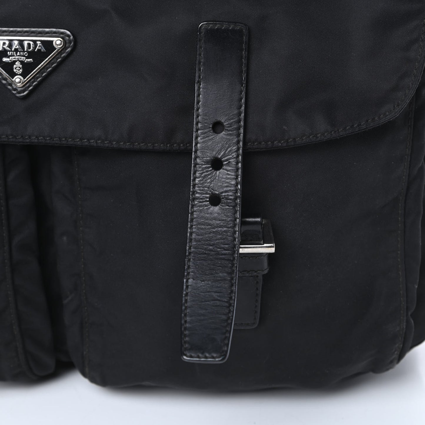 Nylon Vela Messenger Bag Black