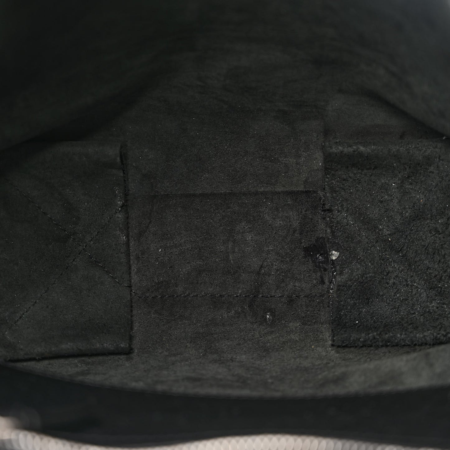 Grained Calfskin Small Vertical Cabas Black