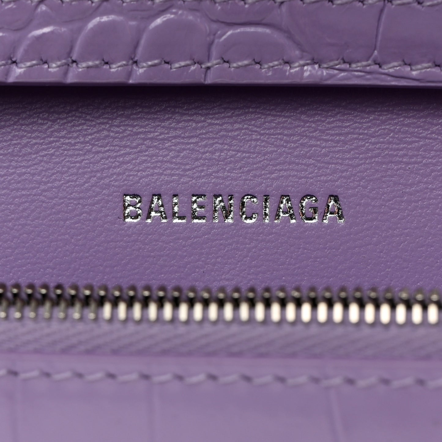 Shiny Calfskin Crocodile Embossed Hourglass Chain Bag Lilac