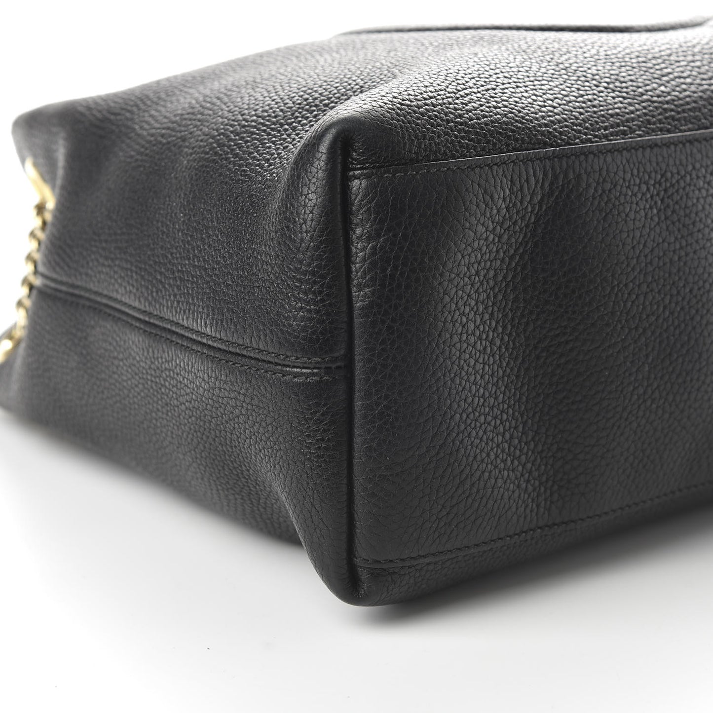 Pebbled Calfskin Medium Soho Chain Shoulder Bag Black