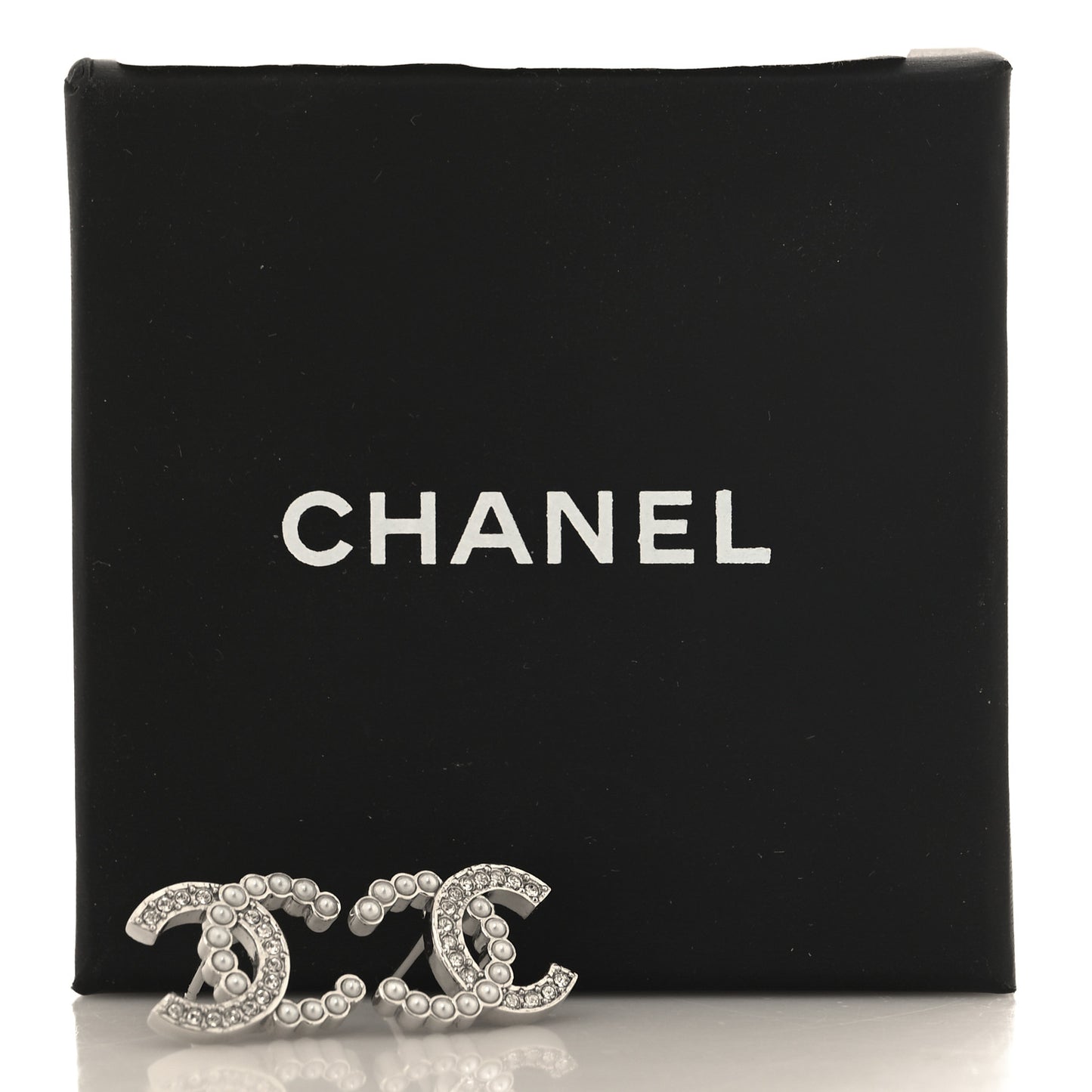 Pearl Crystal CC Earrings Silver