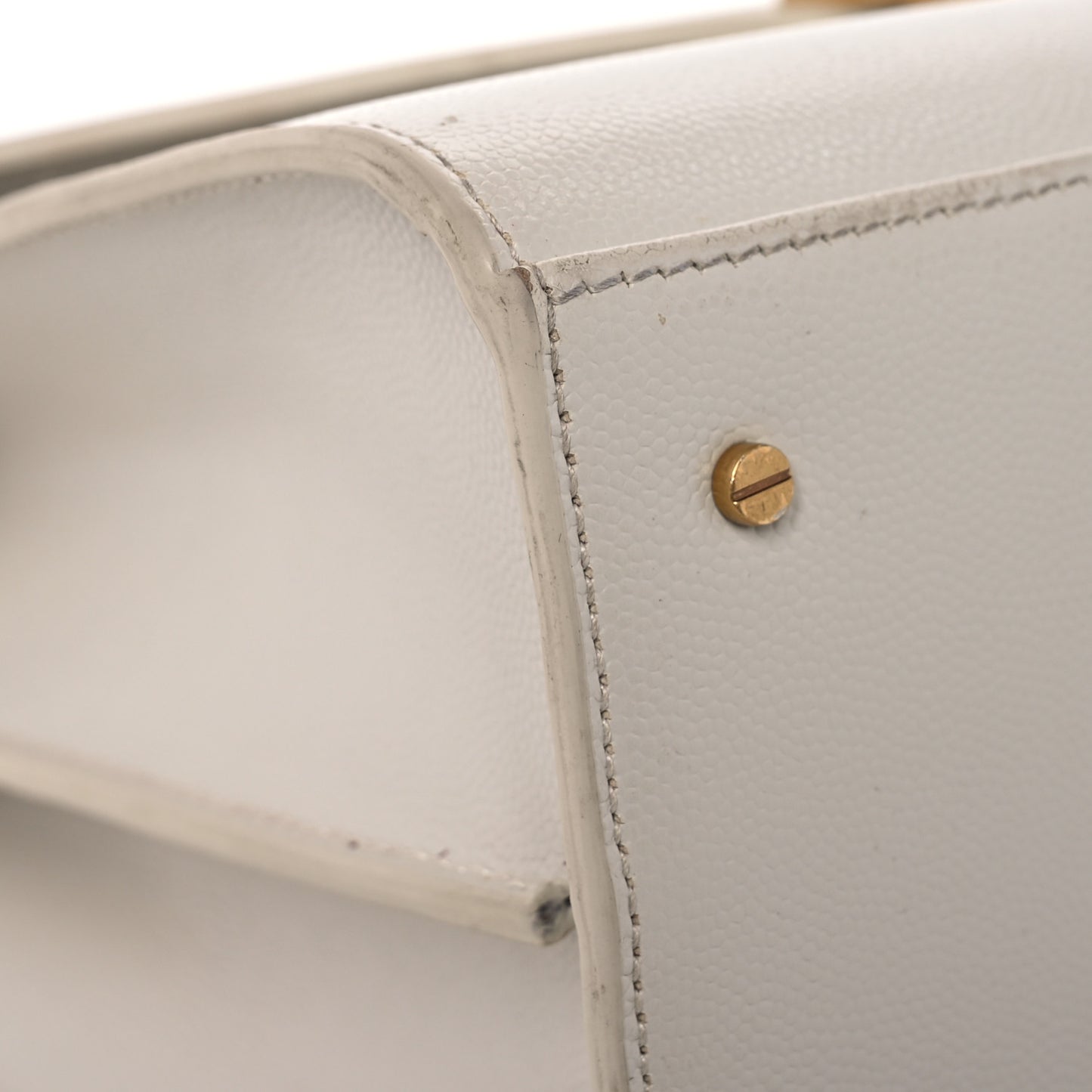 Grain de Poudre Medium Classic Monogram Cassandra Top Handle Crema Soft Rouge Legion