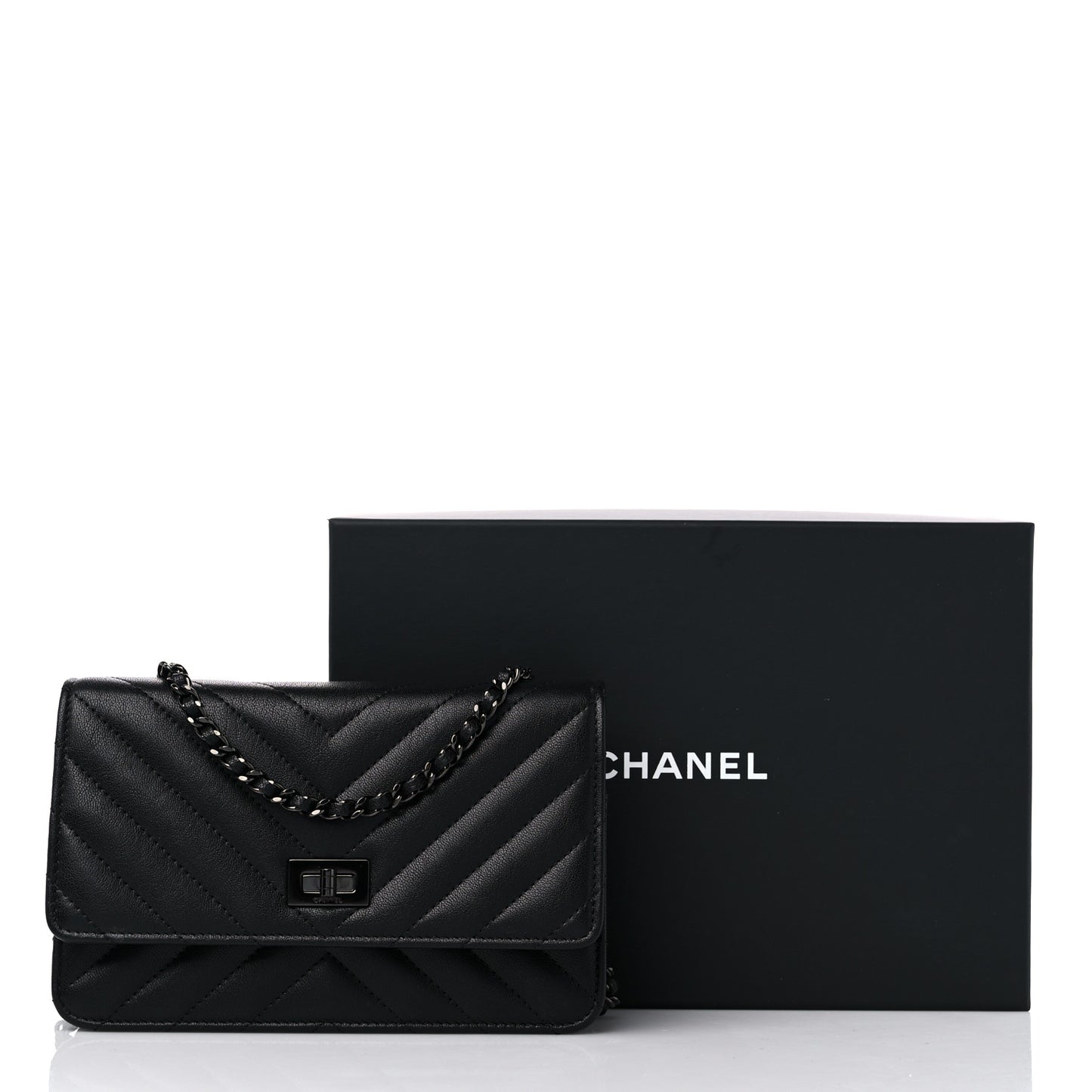 Sheepskin Chevron Reissue Wallet On Chain WOC So Black