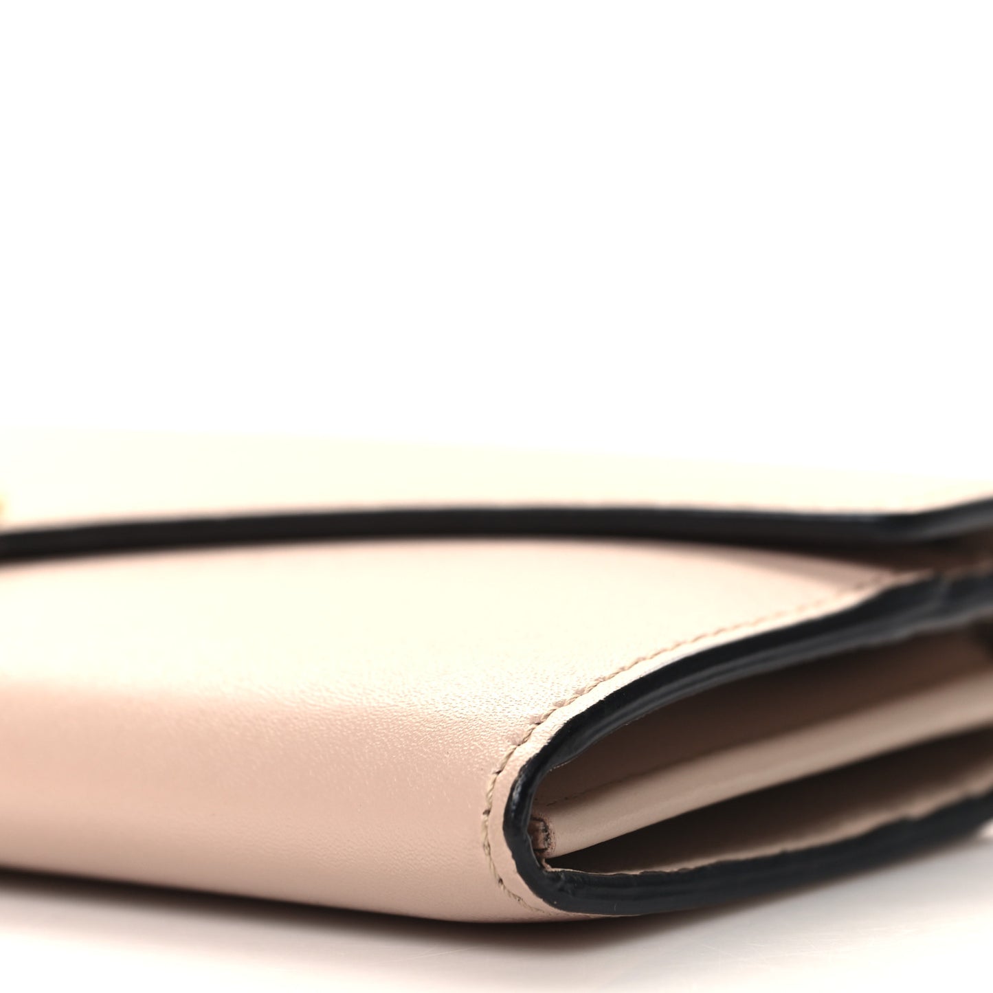 Vitello Cruise F is Fendi Continental Envelope Wallet on Chain Light Rose