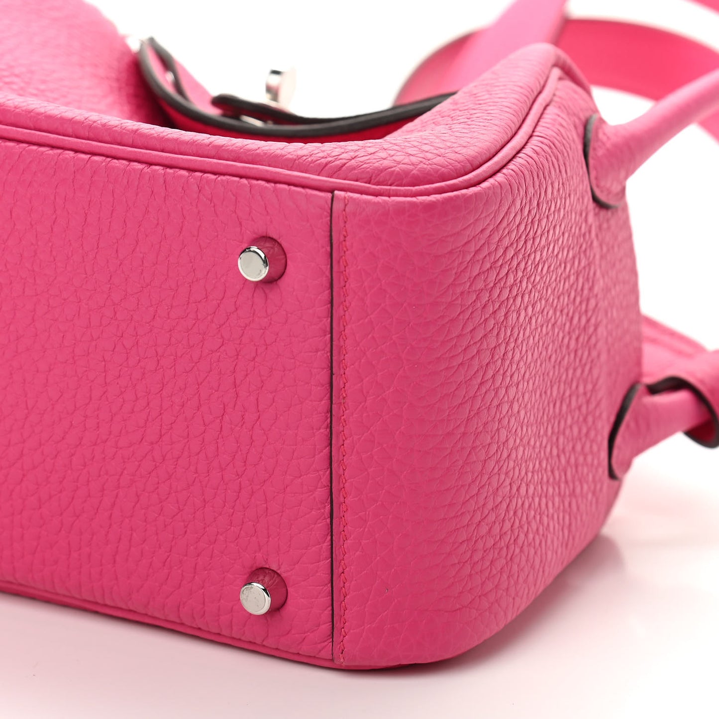 Taurillon Clemence Mini Lindy 20 Rose Shocking